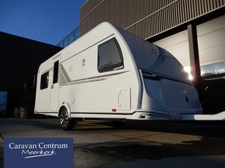 27095451f6a55e64de05123d8d959bf95aad1525a5d6470b373d55bf60c8055c