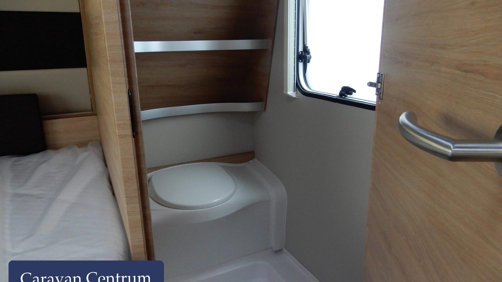 137d53ec7da655d0d4feb41dae5ec3e3173071867d3817d6e3d4bebadae137b9