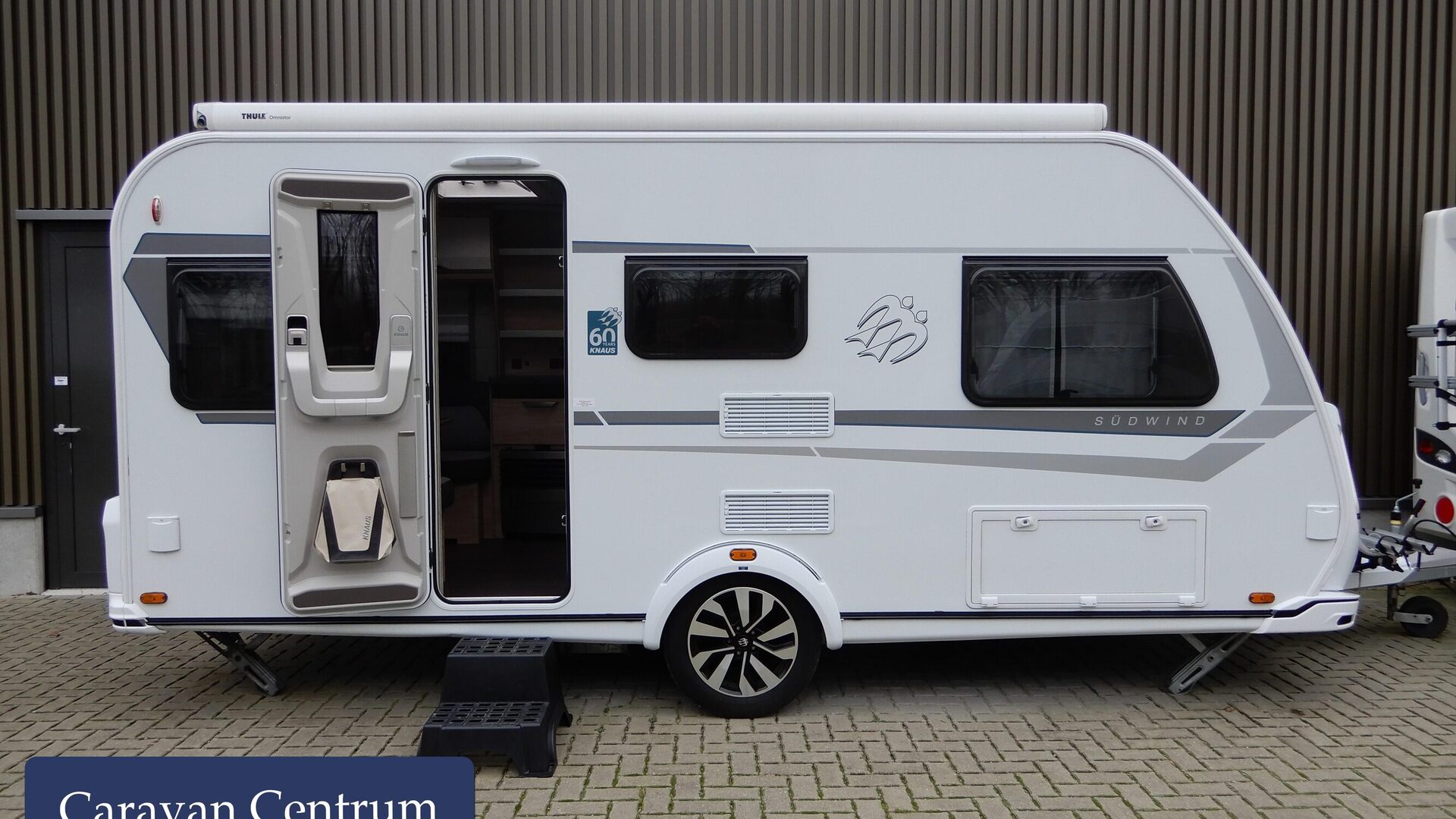 d640daa707985913a3d137b7394f339645dae40acc8d6e94714de49bd26654b0