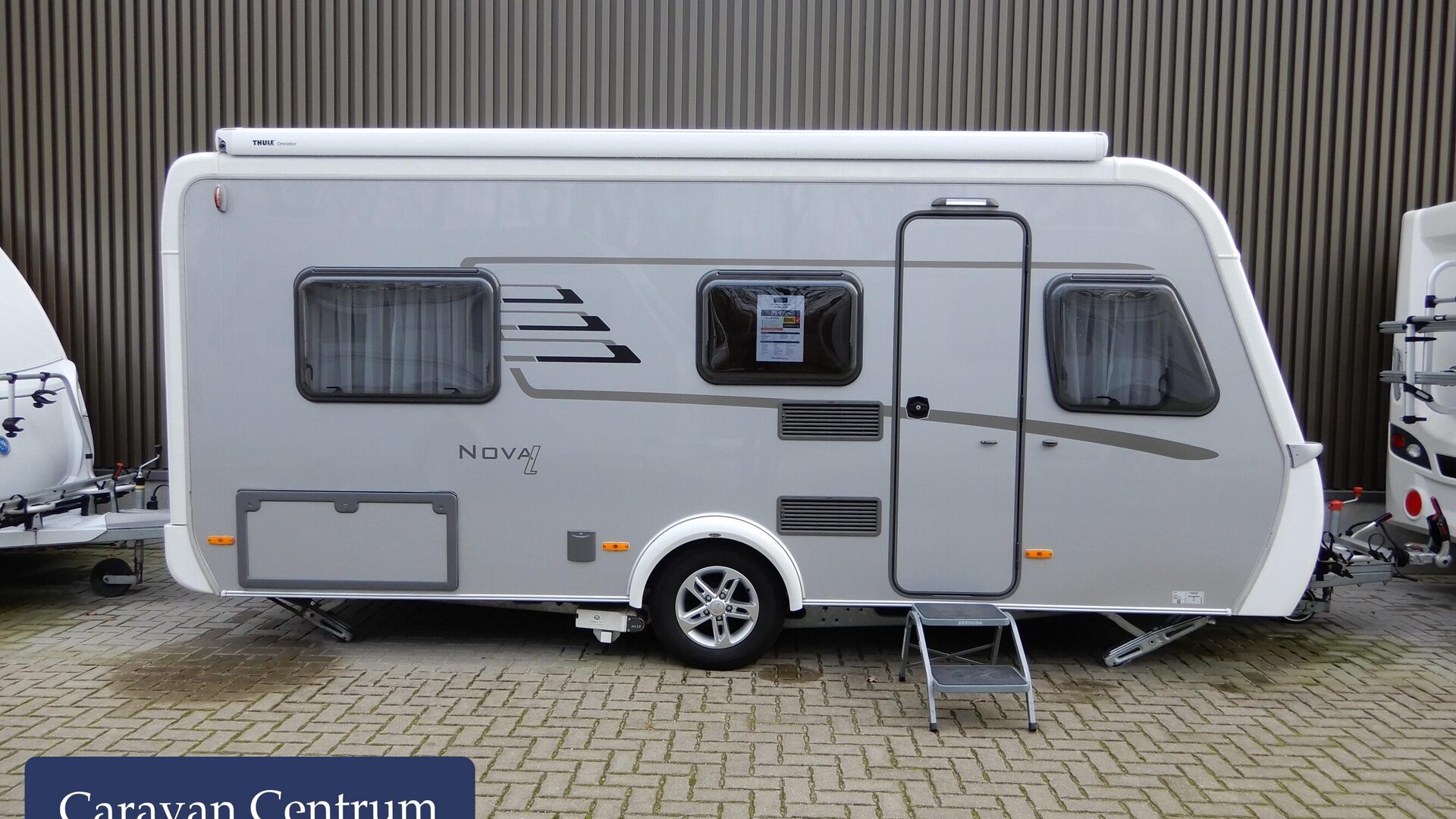 d83dda3f5cde7cceef6b131dc242ecd4f242008d1f24a8dca91753f6ced18ae8