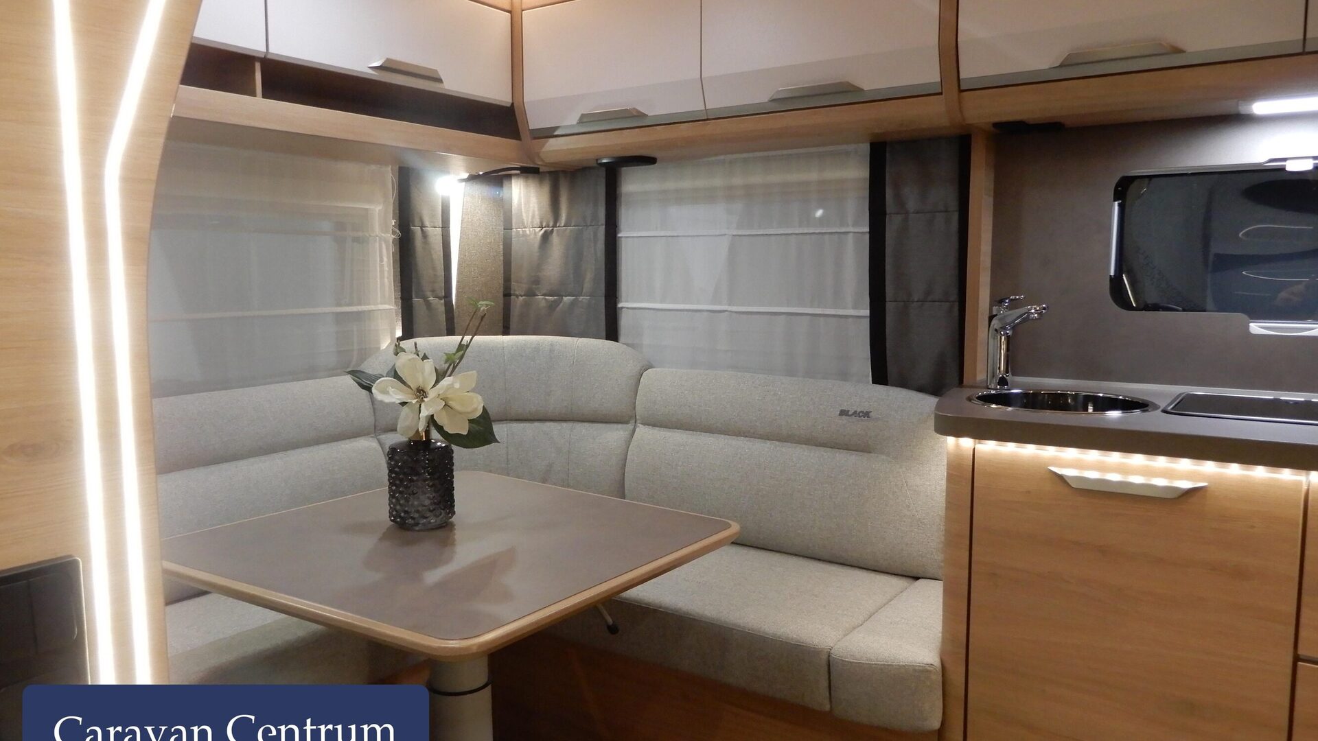 1176c5188a7e1d55dae89de3606b498628cd188dd7fc3482d3a322c0ed916c3f