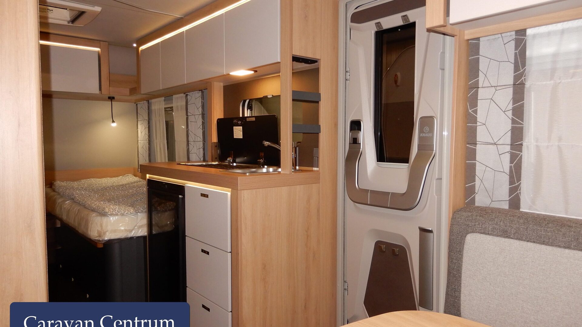 9990b9e7bcdc0d15f08bc00c6151ea4f444e09a123f1ed94e6a0cfeb8a4f0914