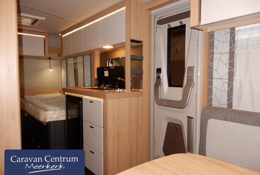 9990b9e7bcdc0d15f08bc00c6151ea4f444e09a123f1ed94e6a0cfeb8a4f0914