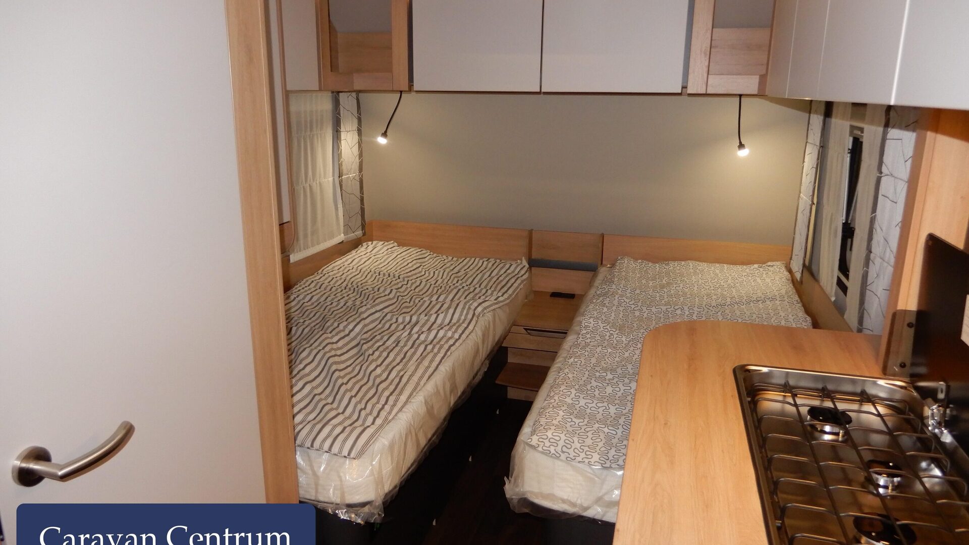 b84e602f18611476de75eeb7b881f18aade5783d6c028719aba2f5cc88c8dbf1