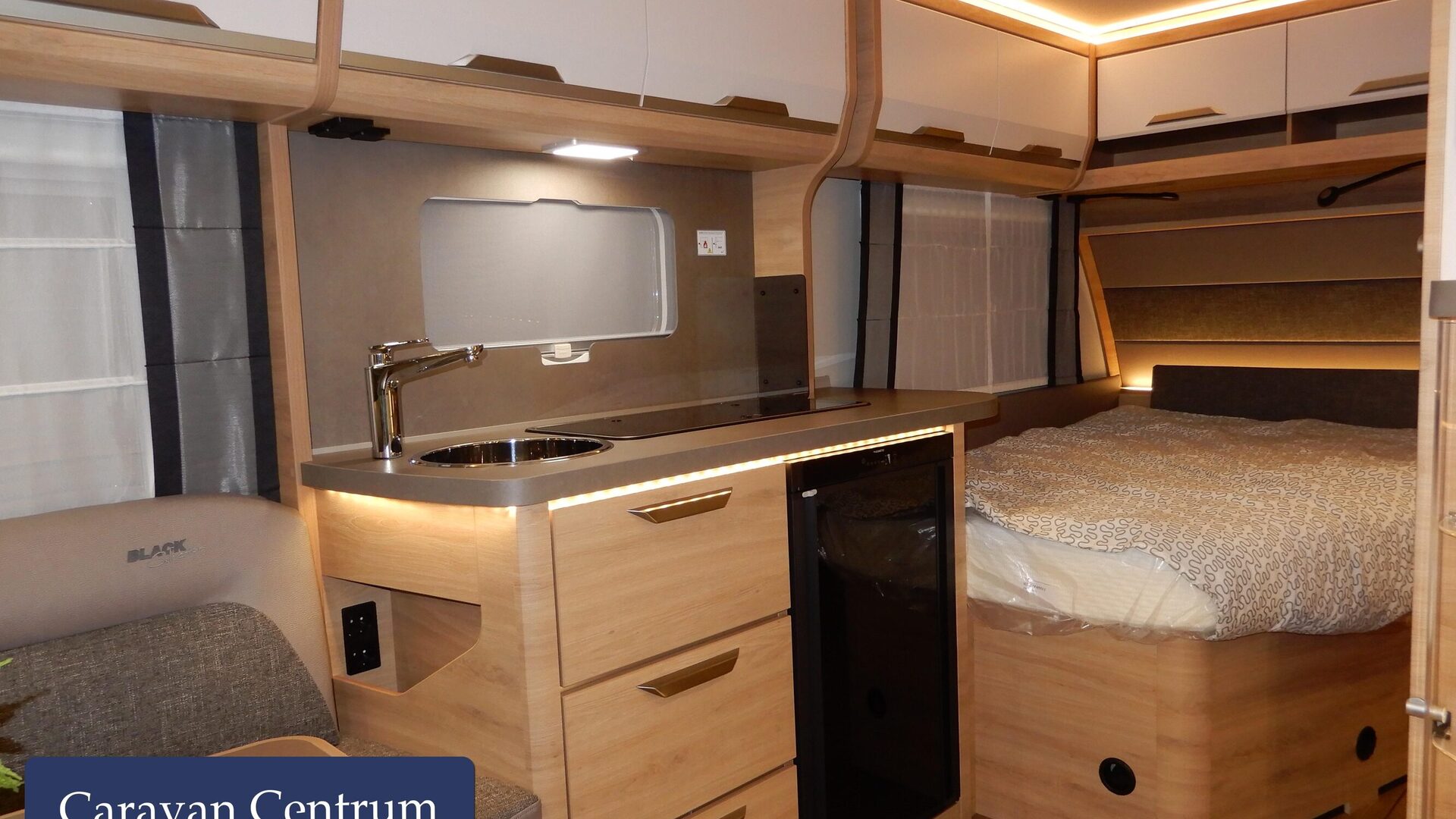 82308141ecf000bcb6177a6873481b45dd570acbf3c51076687b398613193d20