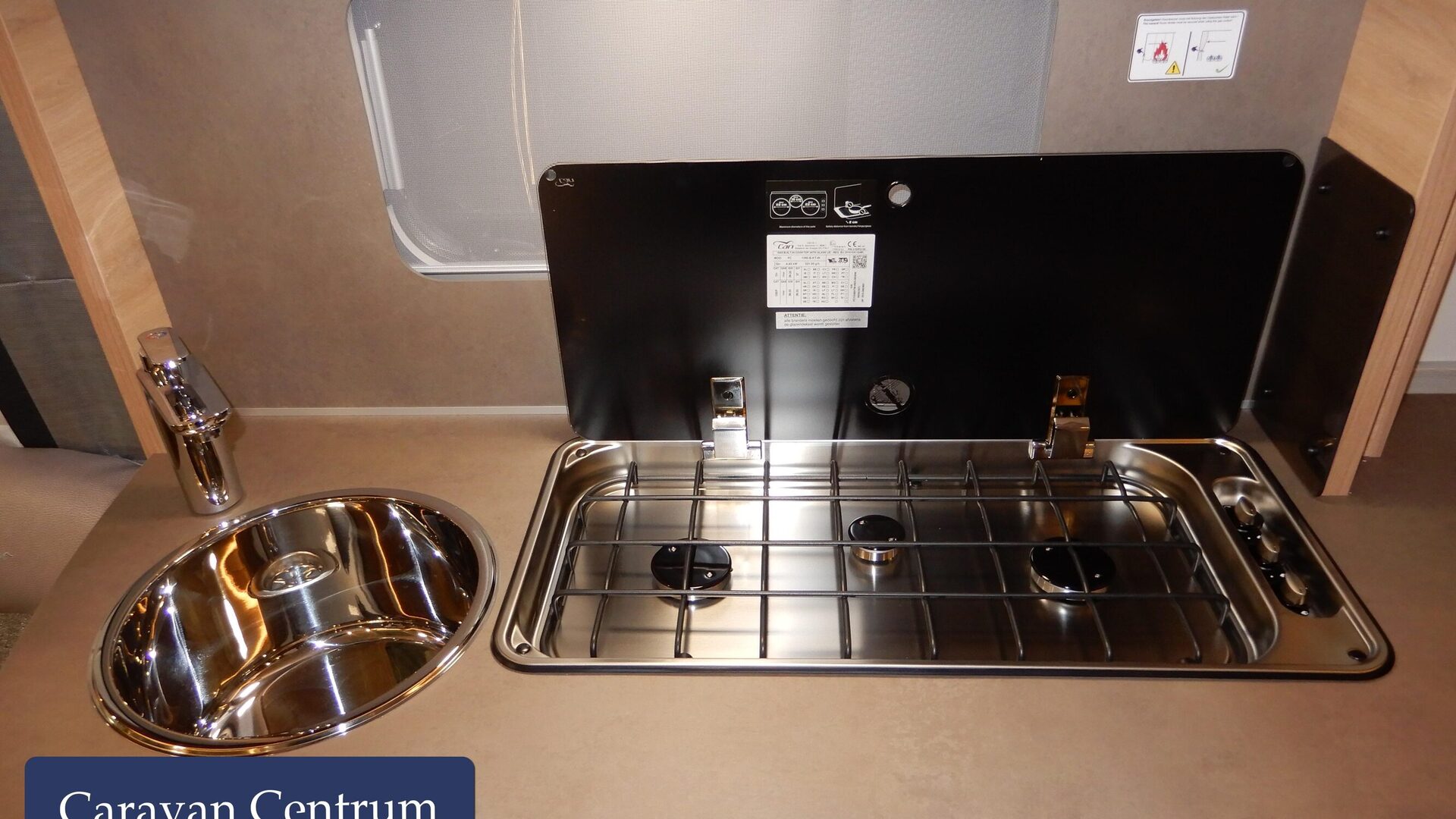 0a8a43381174b396af027678fffd8cb0c5b245381a69f84a0e4c7191e8c39031