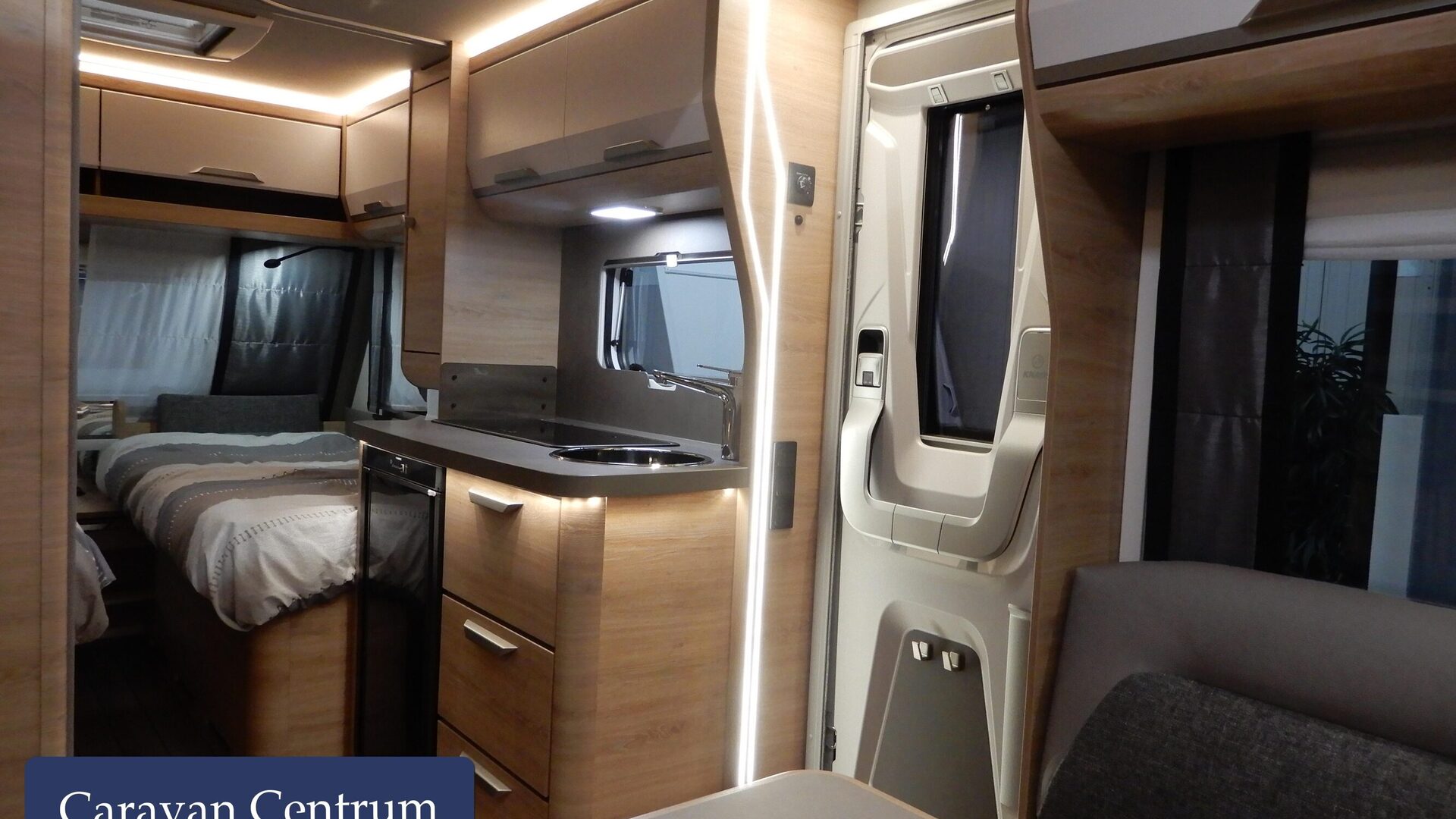 0fd9f259199eeabef0a09a443131d7c0403453bdebfc8e9e98321545db9943d2