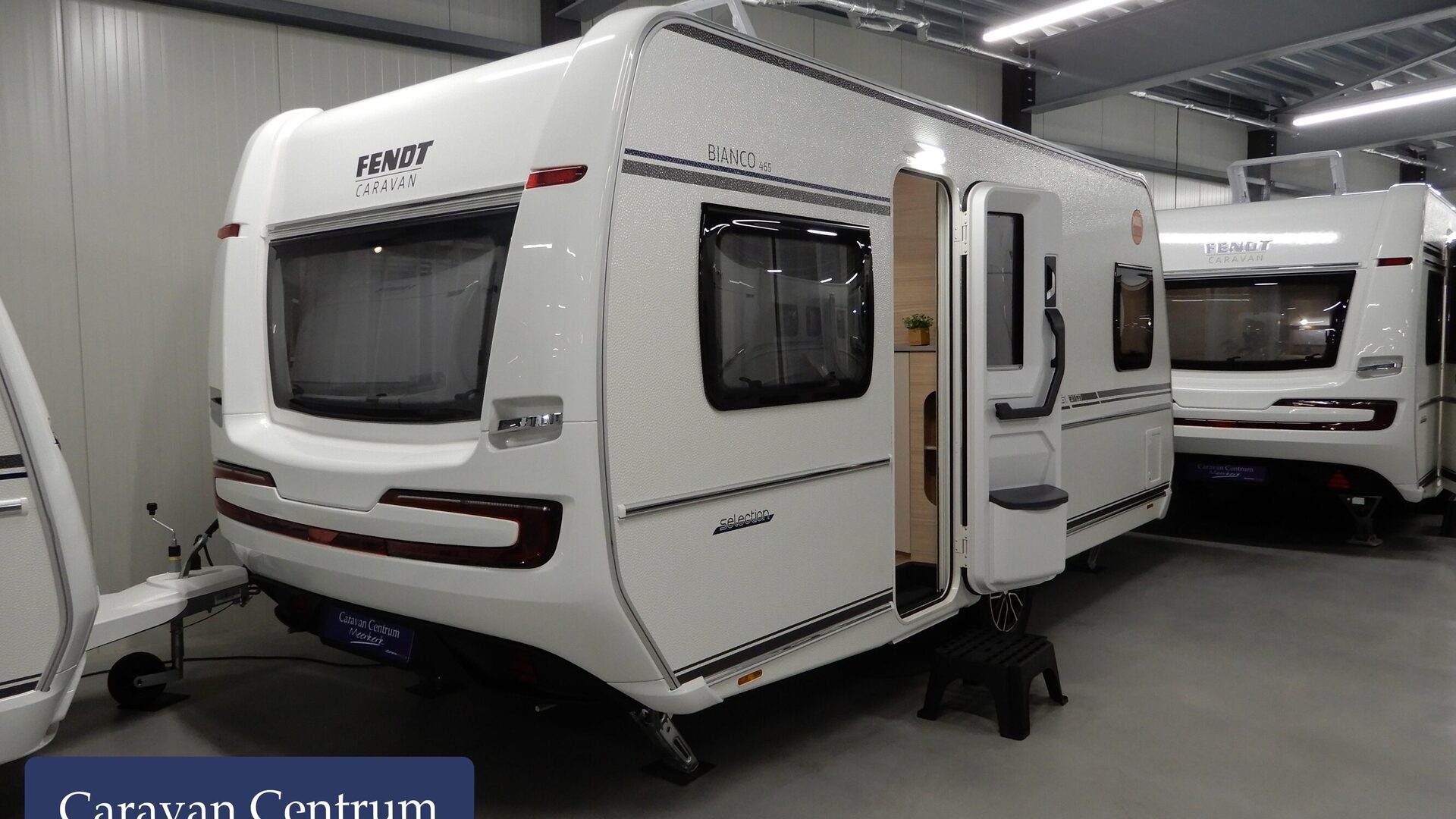 ef732e7f9b27cda819741f86602a58b7e3269588e0d6bb8d49b0d3b92f98548e