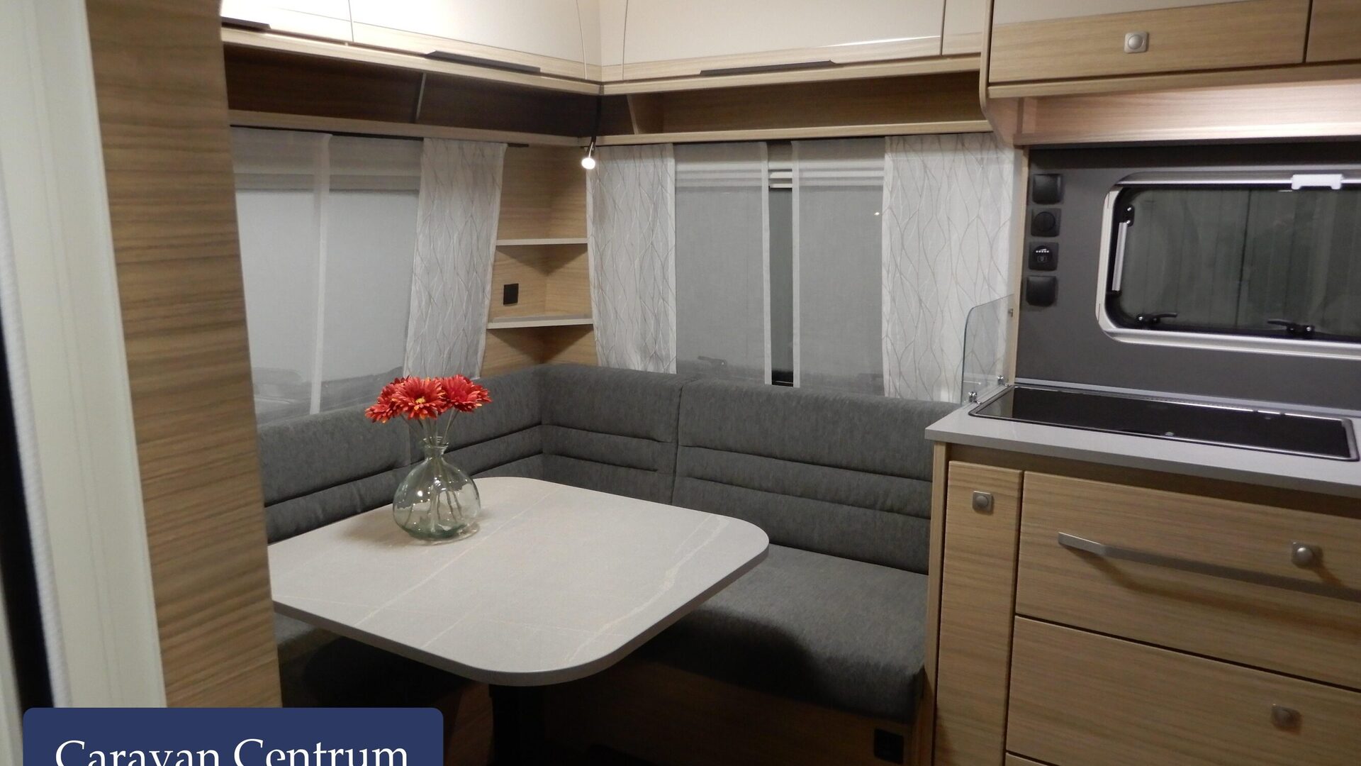 5f35c10e0ef84bd2b2de017b66e8f5b5e33502e112f56ebeb9b2b8feff8ba609