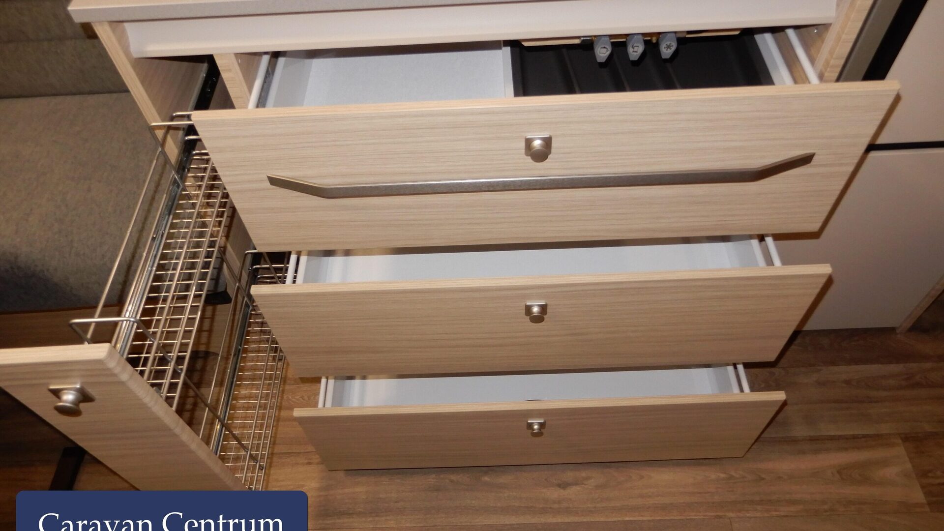 423df6b305bcb117068bdfaec3239d87ff13213a47e63823c7ee51a2a9f4add1