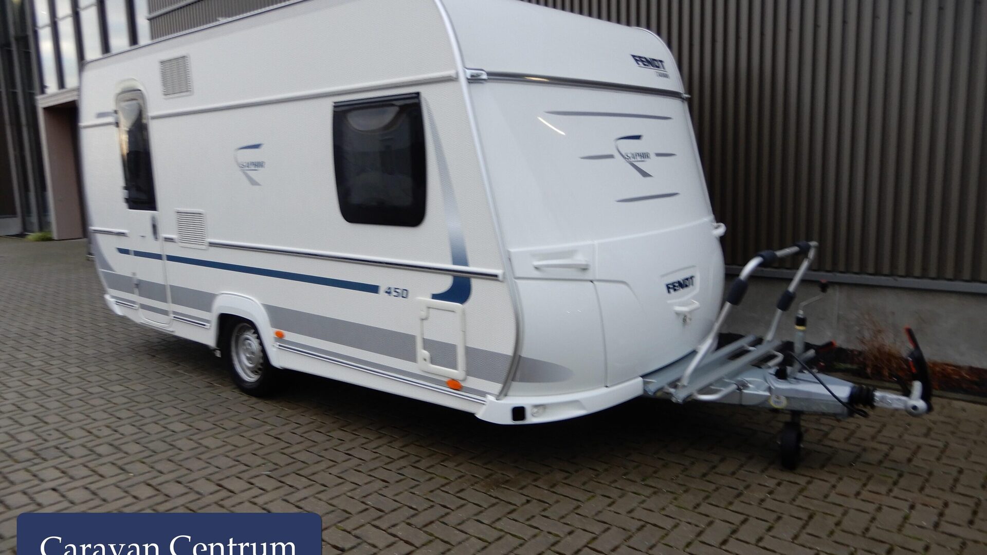 3e1abf8ea13bed28d89517752f19f15e08fd0234b6f4125a68f281187d78a751