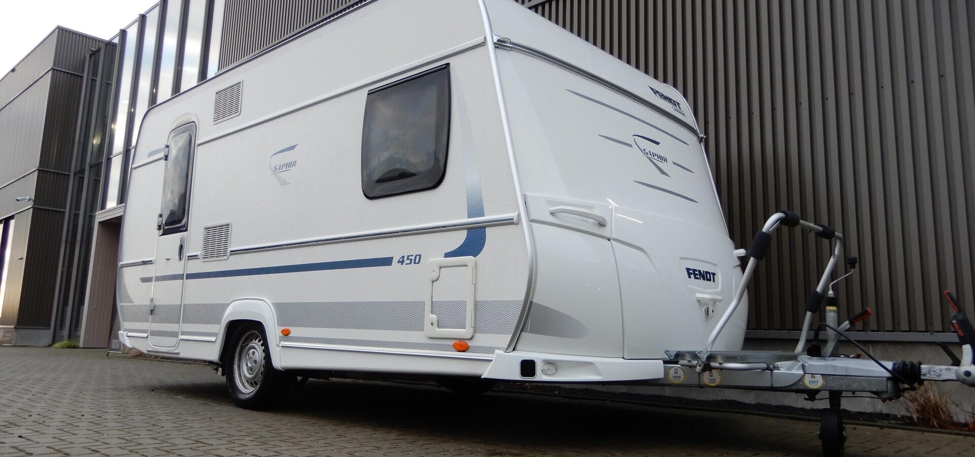 719196d0e955eef22a3d1ad40735c91ceaa054e523b8b9ae1808916ef35085af