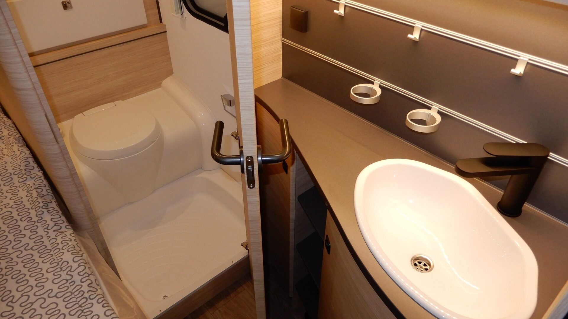 cc05d60997cd861d828b12de8cbf1f5aeb2e8e1bda039404d16dbde6c9639bbc