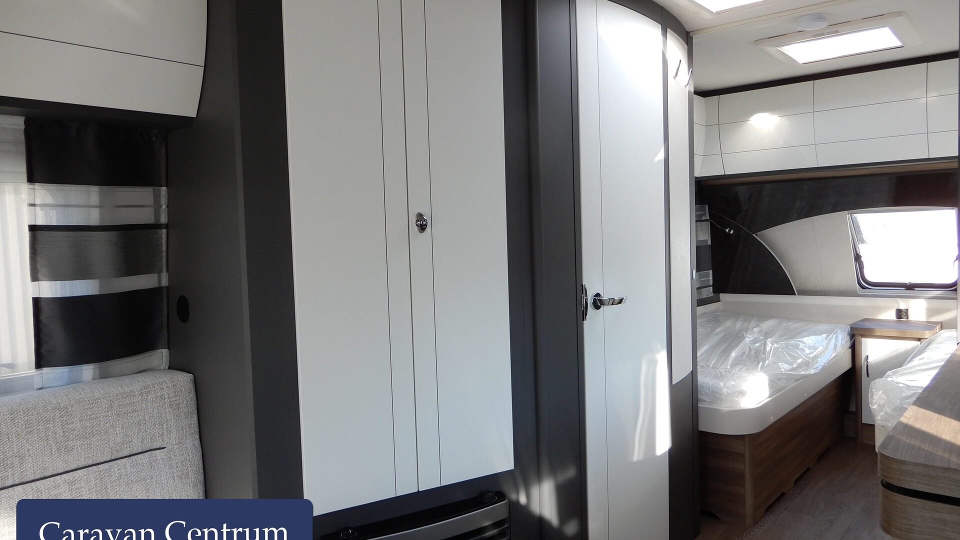 de0702887cb77794cf205233ad7872b45e41860cbecf82bc8baf67a309d469e9