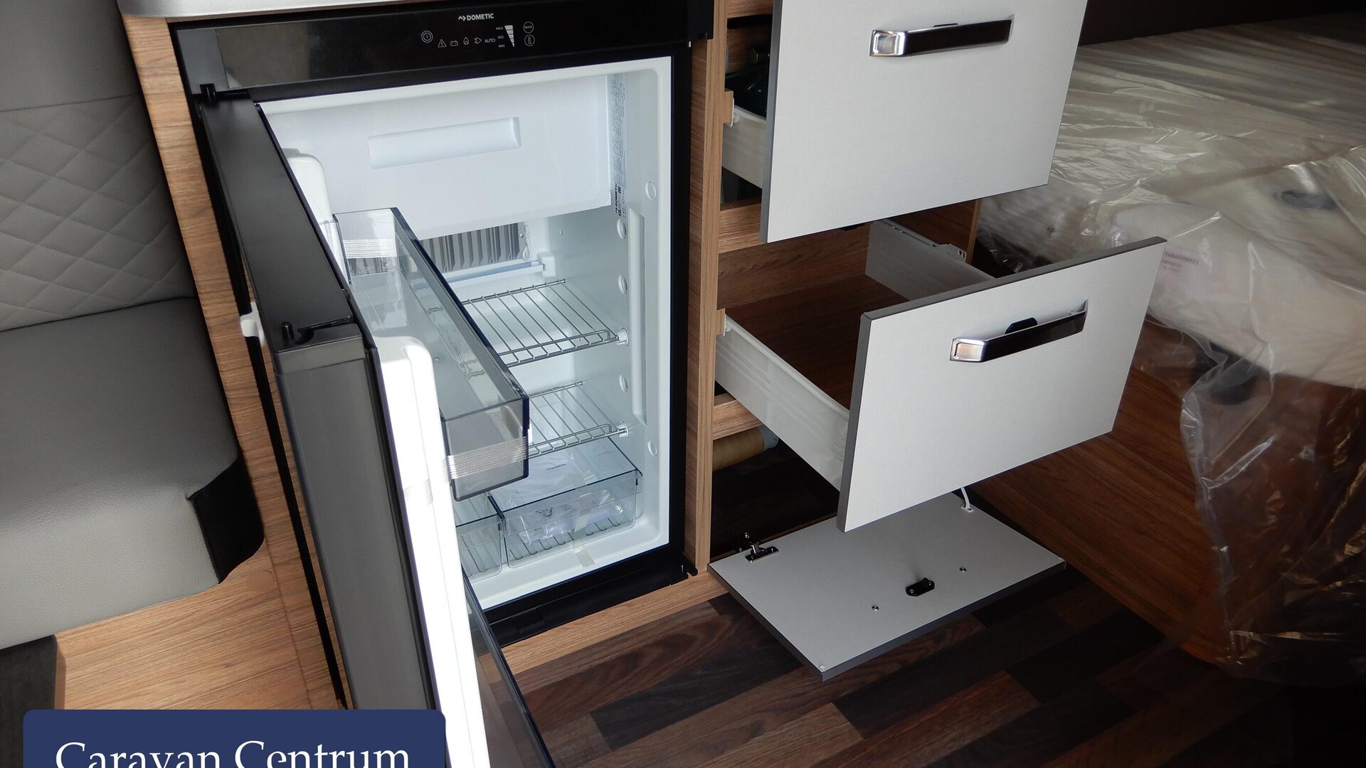 83c32b888eb83806df89e656cc1bfdce2c8655a53758304b958a96901a2f690d