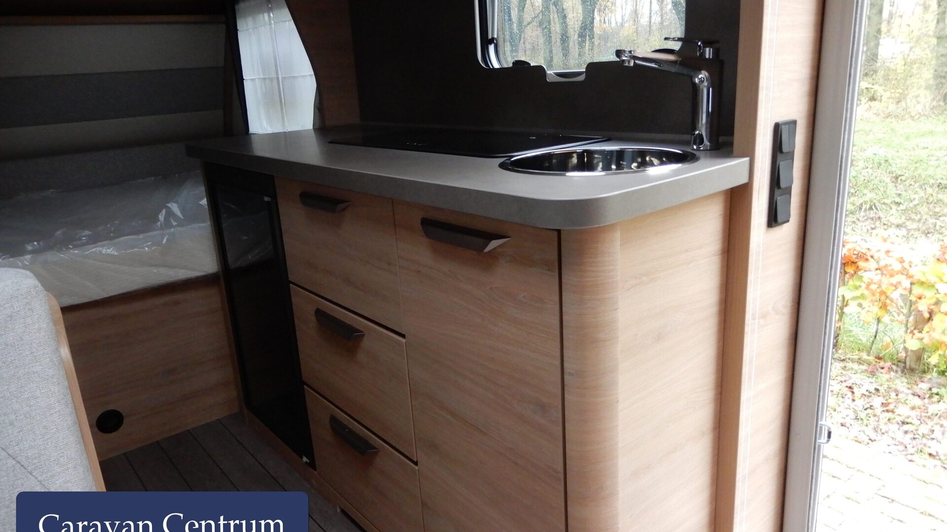 3a6177d371e1831c5dcd4f61f4cc91c24ea1f55fedaee5c8d72323e613322a93