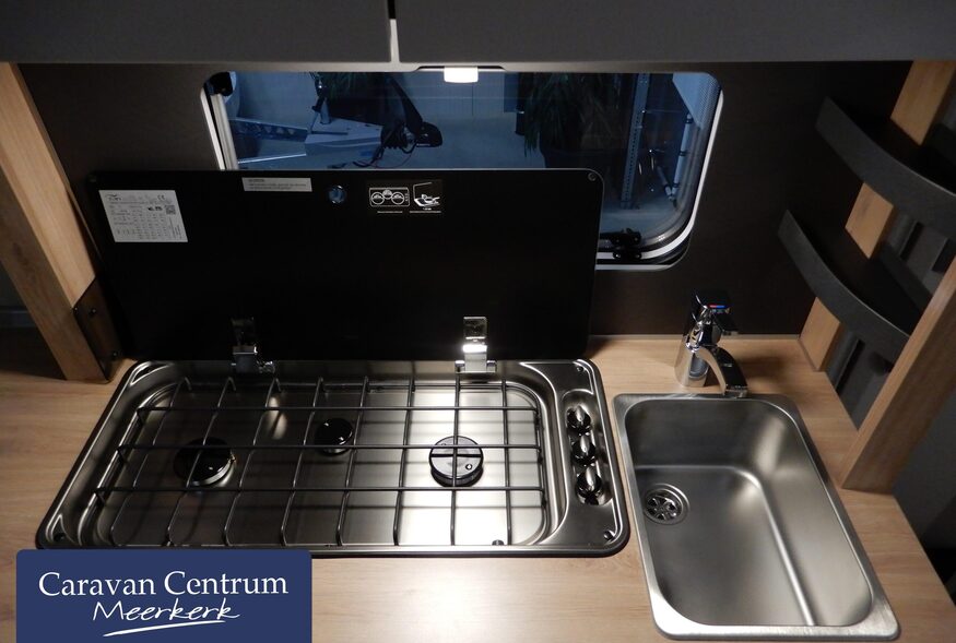 4aaf1640f9c41b494589ca6a50ad9bc91c8dfdd8295e399971f9a046e37f7f36