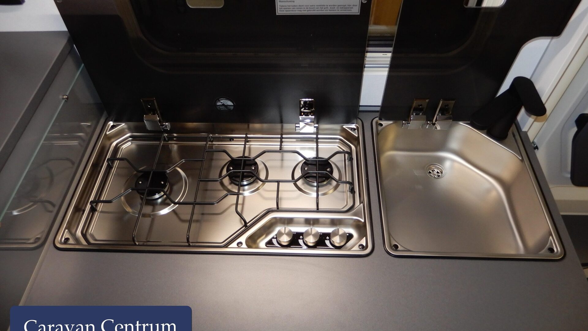 8ad6f3f29de27c7ea741bcd39f2bb462f821915318256f37ab80d3adb49bcd86