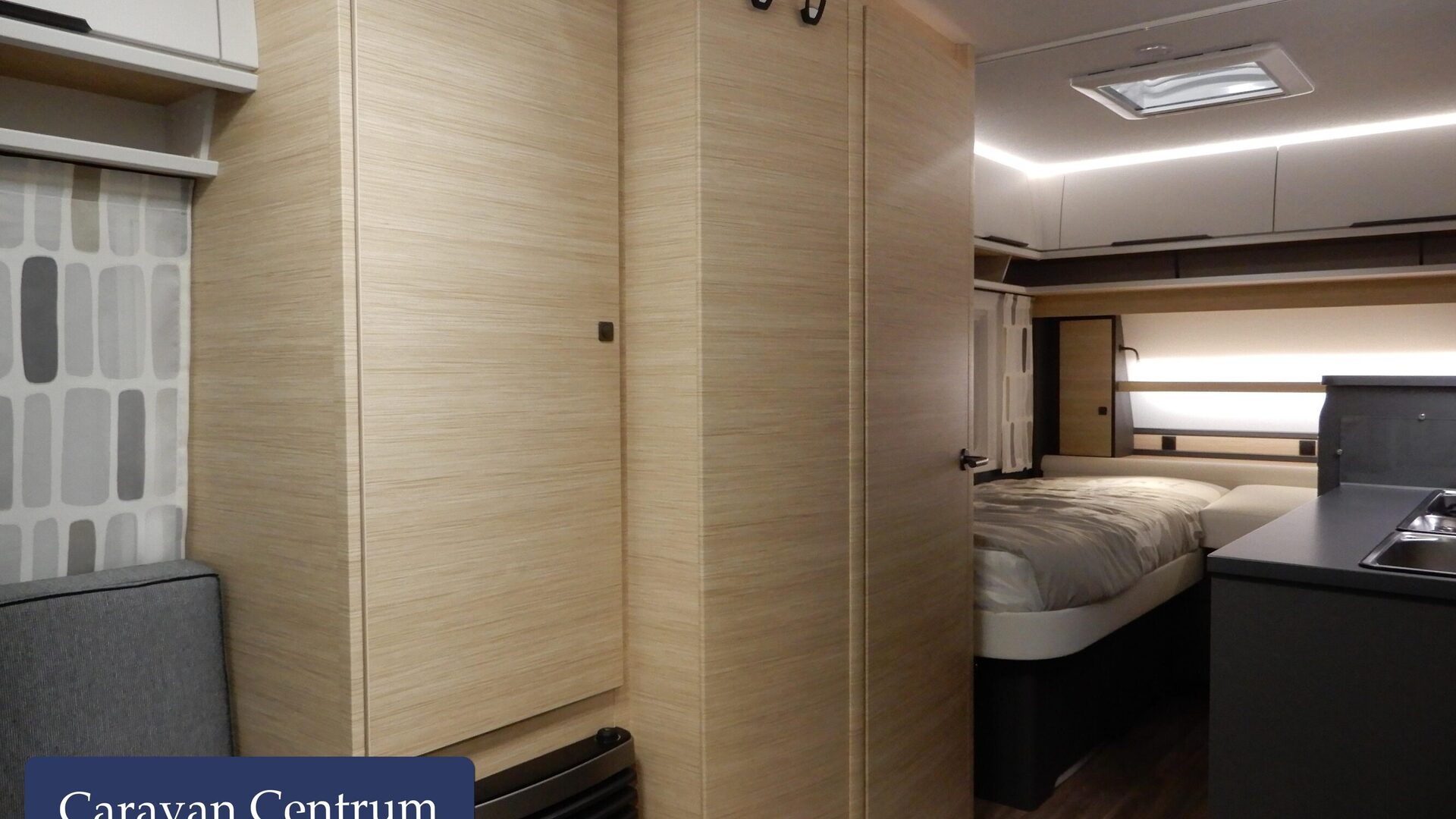 1e47359f433ded5ceff879ed778c81798ee71868adf7a18cf85a44cc180d6965