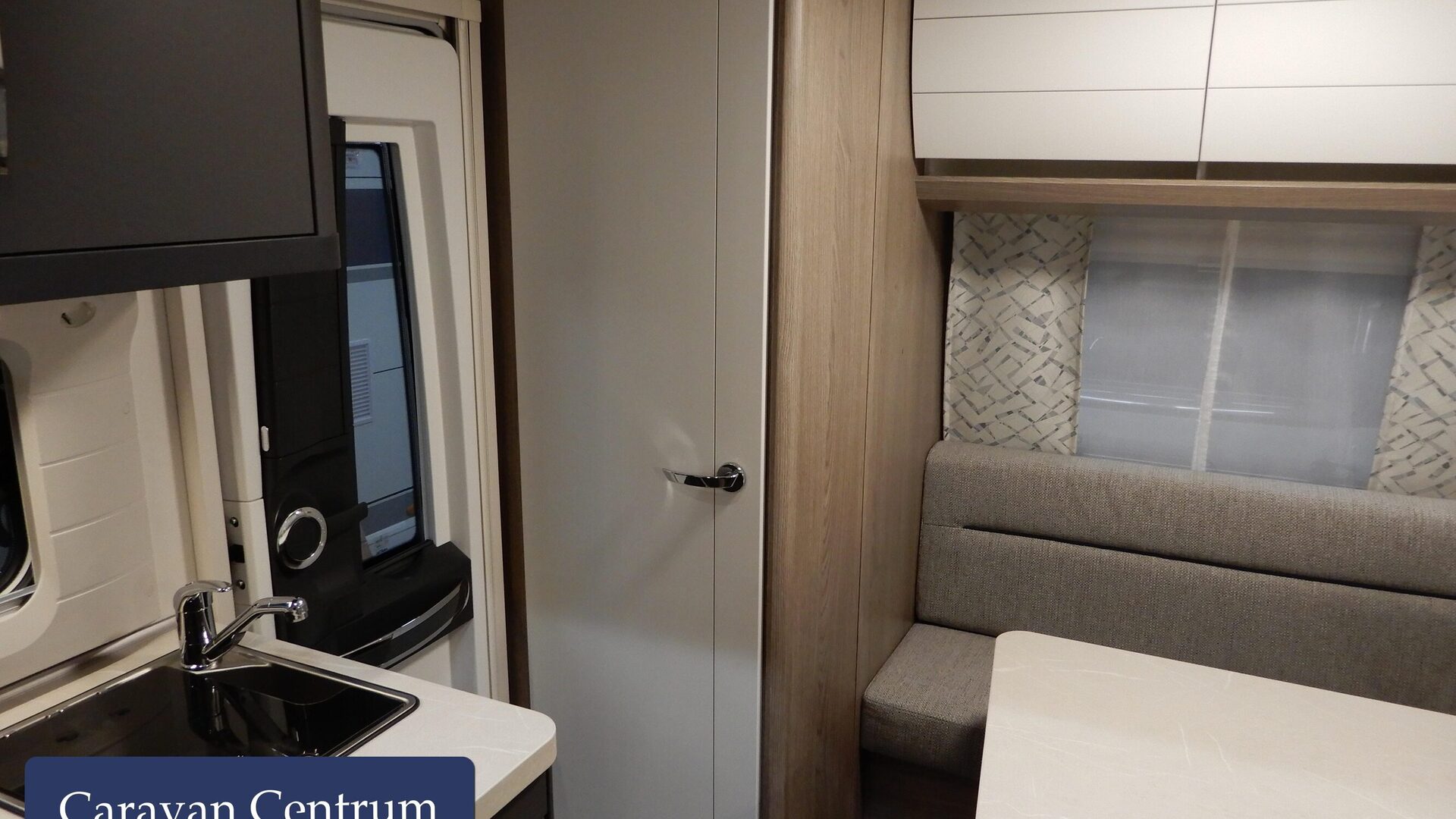 18a5b439badf0887c6ed32cb0a539087957cda0d429aec964990f93ac9cdf3af