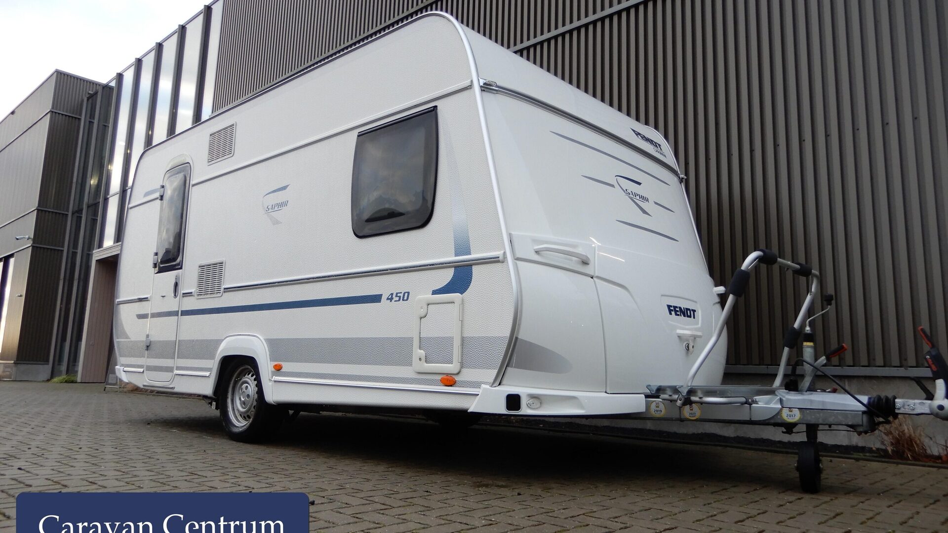 719196d0e955eef22a3d1ad40735c91ceaa054e523b8b9ae1808916ef35085af