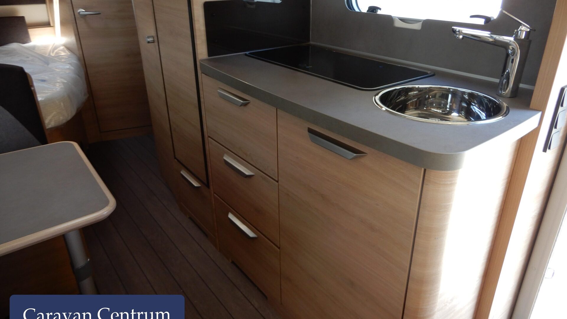 703243f25853050642e4c13bbd2a1cb59d89c279c5aacc9f91d439e862bedd76