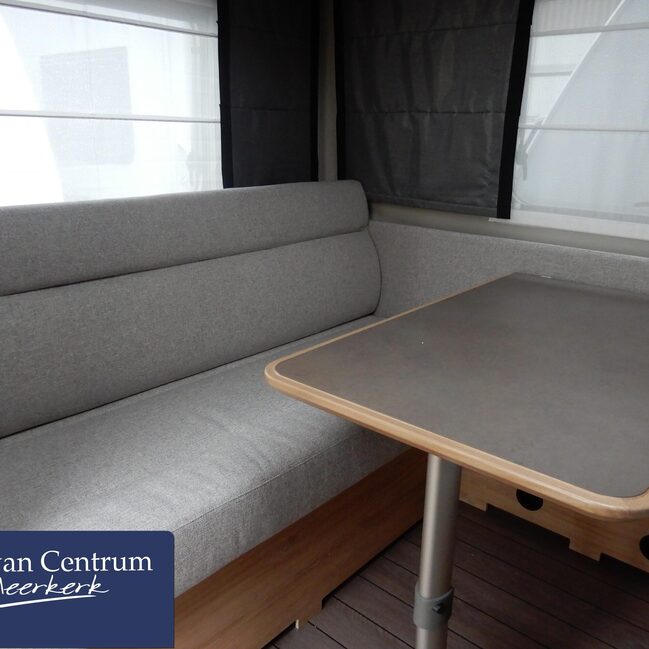 bbd5dce2d25e8b452e7b189e8928d141b83875c8b7d1cf13c50f4a9ac5aa7bb2