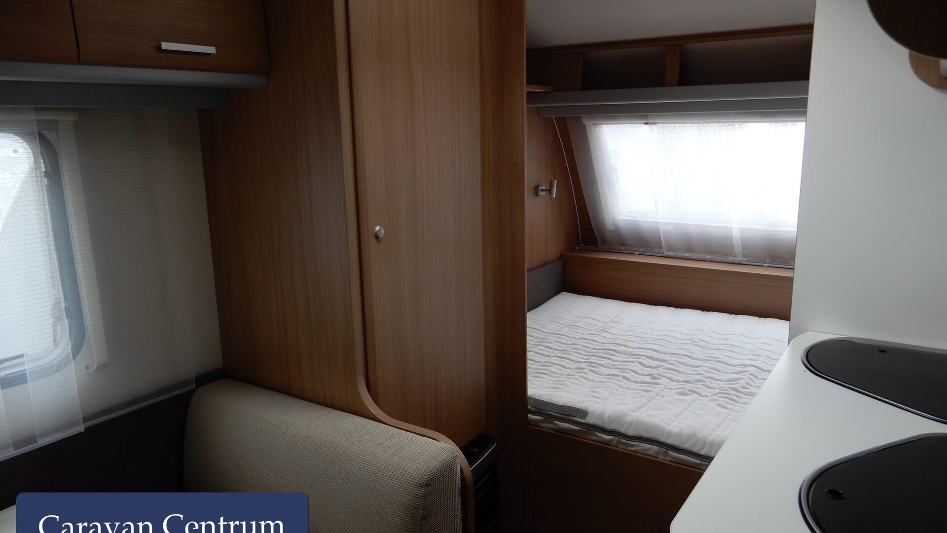 200a42459f5dbea3d1623099fd302433211b053a9fbd6a64ec161fe28f2fc85c