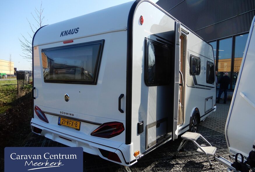 e56983a24578a80fcec78c63aba1b9ff1d44c327ee1cbe4e9add264370e5e067