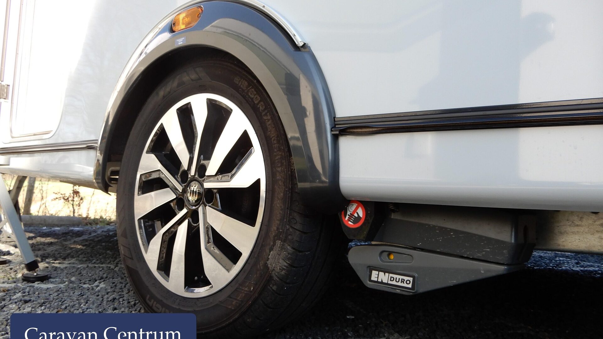 8f93e03684eb6374cc8f0863702c8b22b91e12abb359b0dd645b1734352298a0