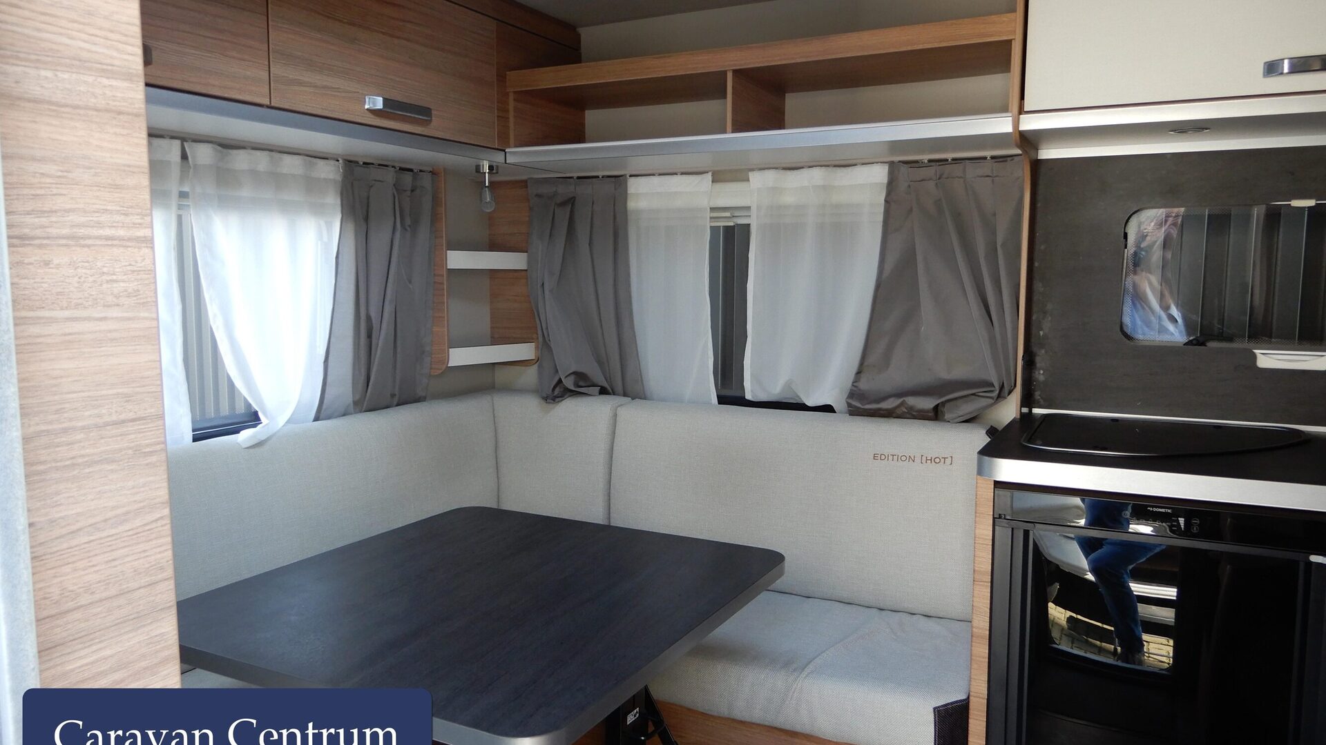 b2c98050c35de04840e9708400db17de227abd0da3fa62e66772bc372c7b4a27