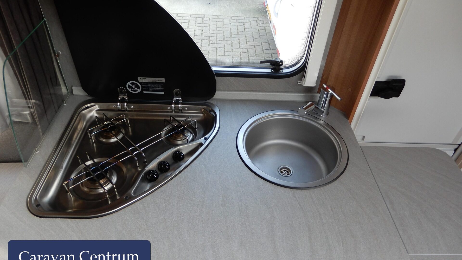 e8a6ff11fdc3f9de5b8cc966ec026986d68c78f08ed9cb85633fda7b1c617e27