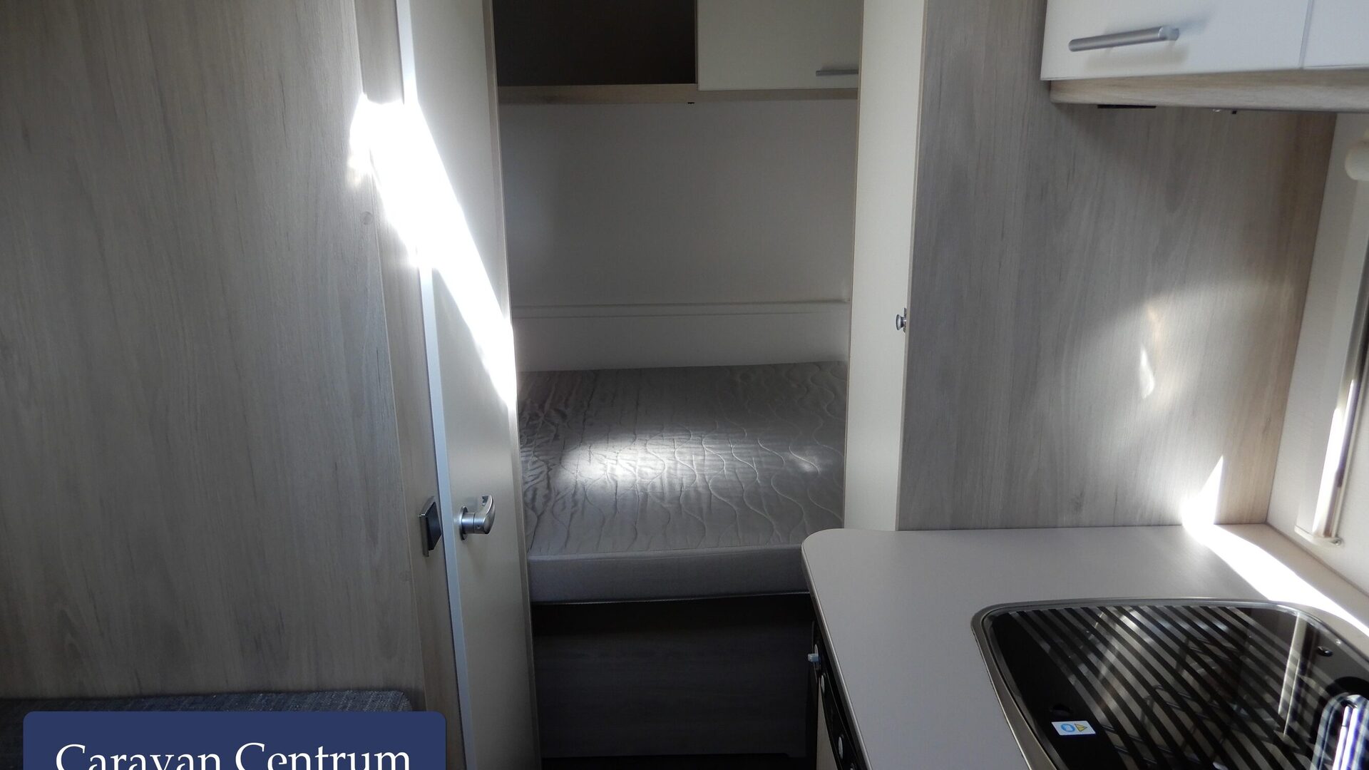 18742ff523aba3e795c2706fc5827b0322e9be66a68ed5a173da6c6e219f0e8f