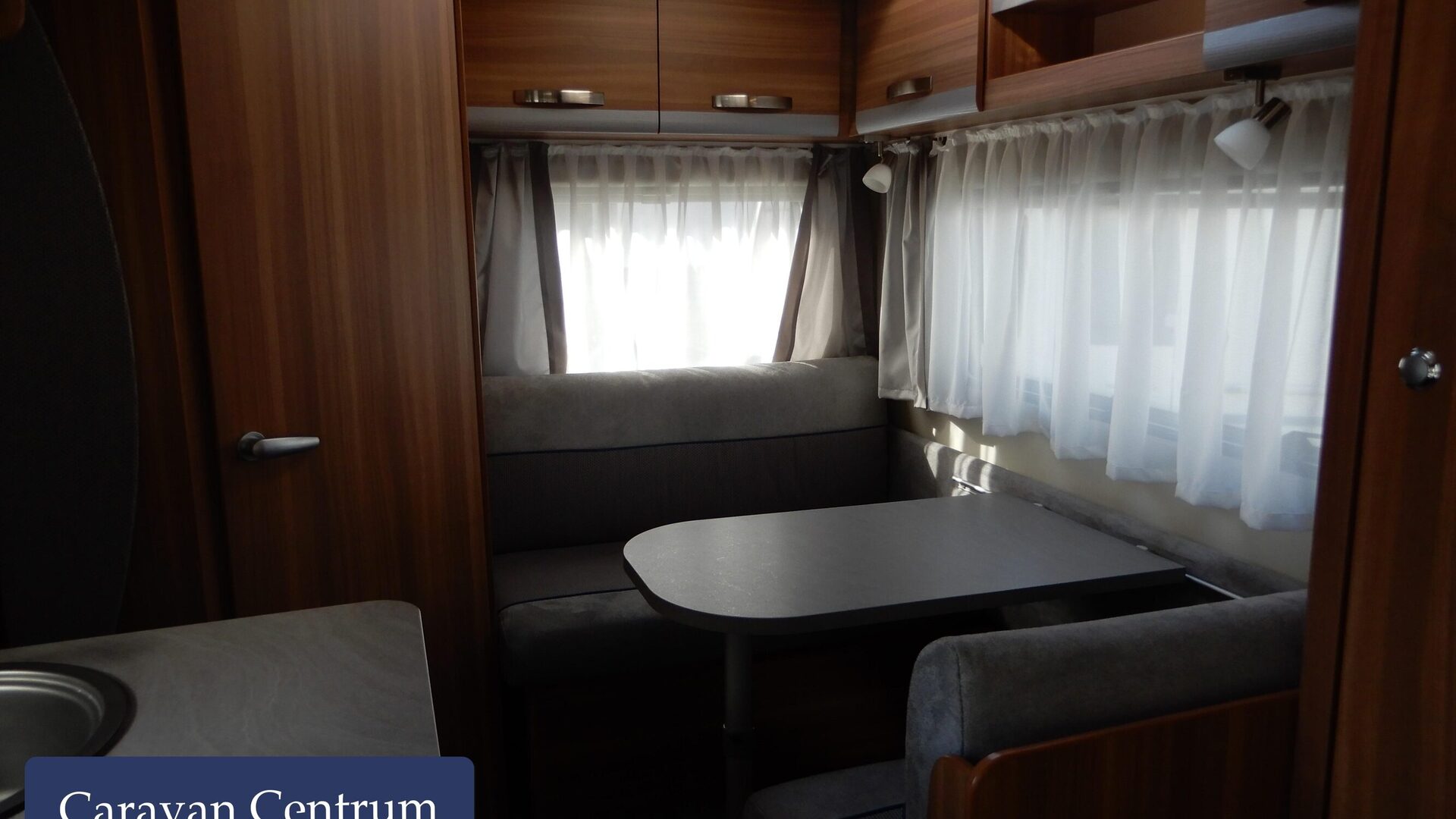 8fbf4029d79118e4926ec23e45fef1baa69e2e7018ef4556d727e7e370d53d49