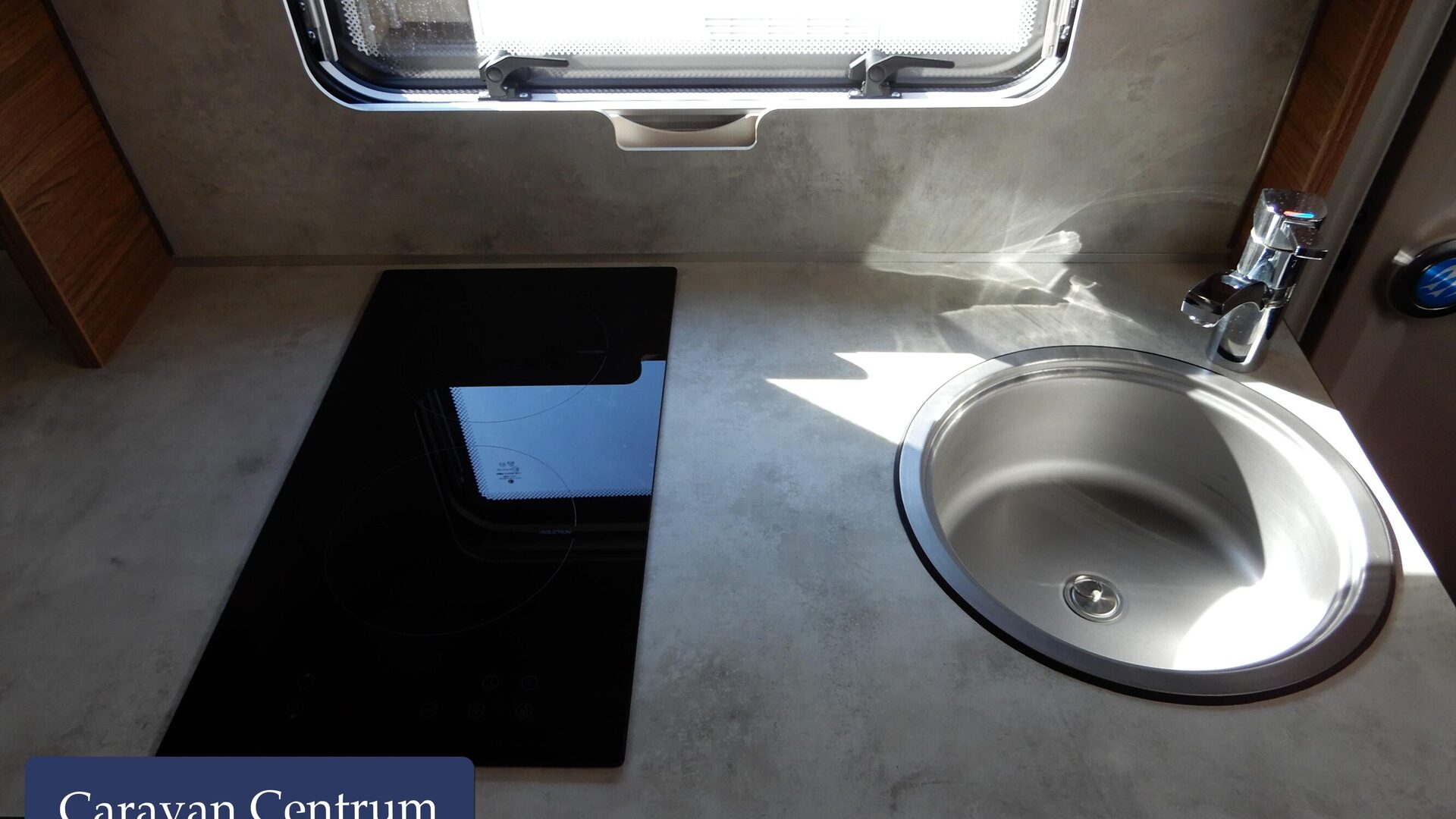 463b00a6528f46fa7bffe161126e1aad407cb162e9a0c41dcbec39598ab4b7fb