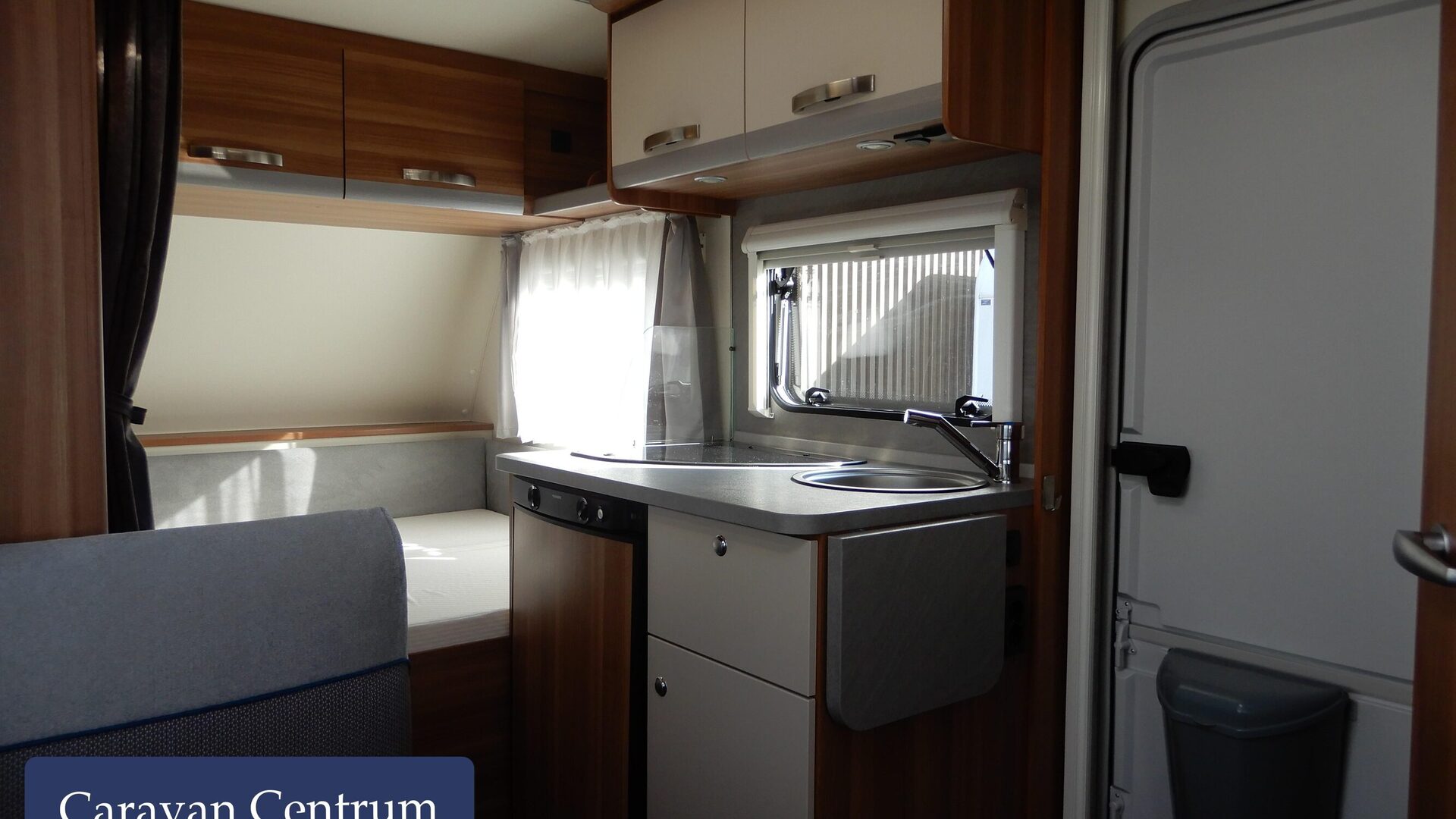 03dd5febc90b686824128293182206aaddd07d10f885403818db77c77a2f2b2d