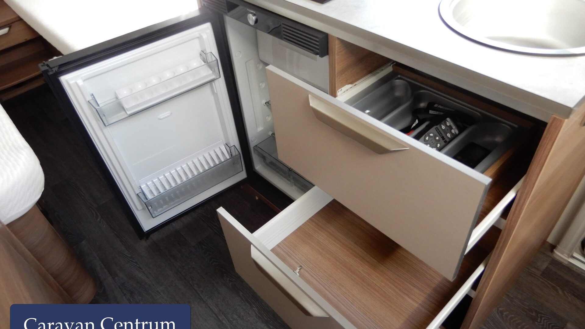 67eb7f37d6d4e314bbb13650fbe18f6e9510101ad8f2673c5310168b61f67f53