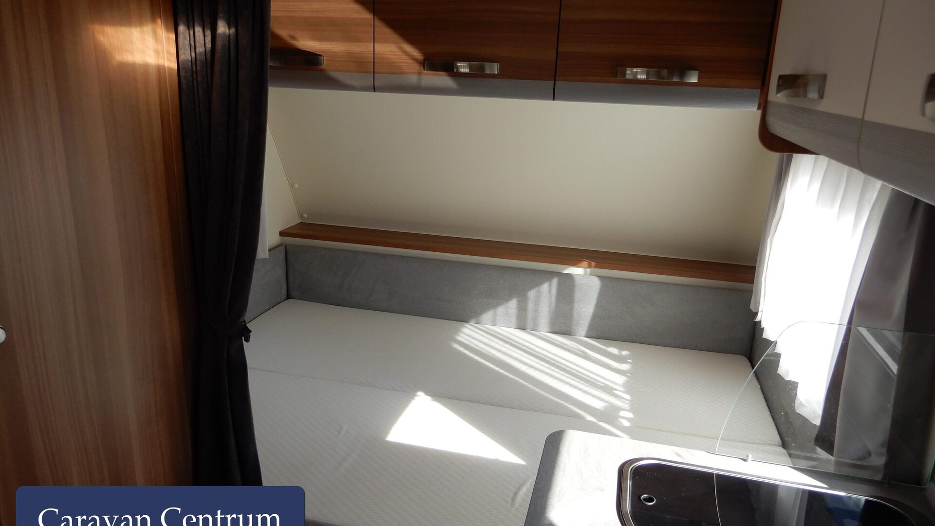 f5229e4f11977b67e049b08caafc0add6920d7b9c724a3082f321dcc853a5084