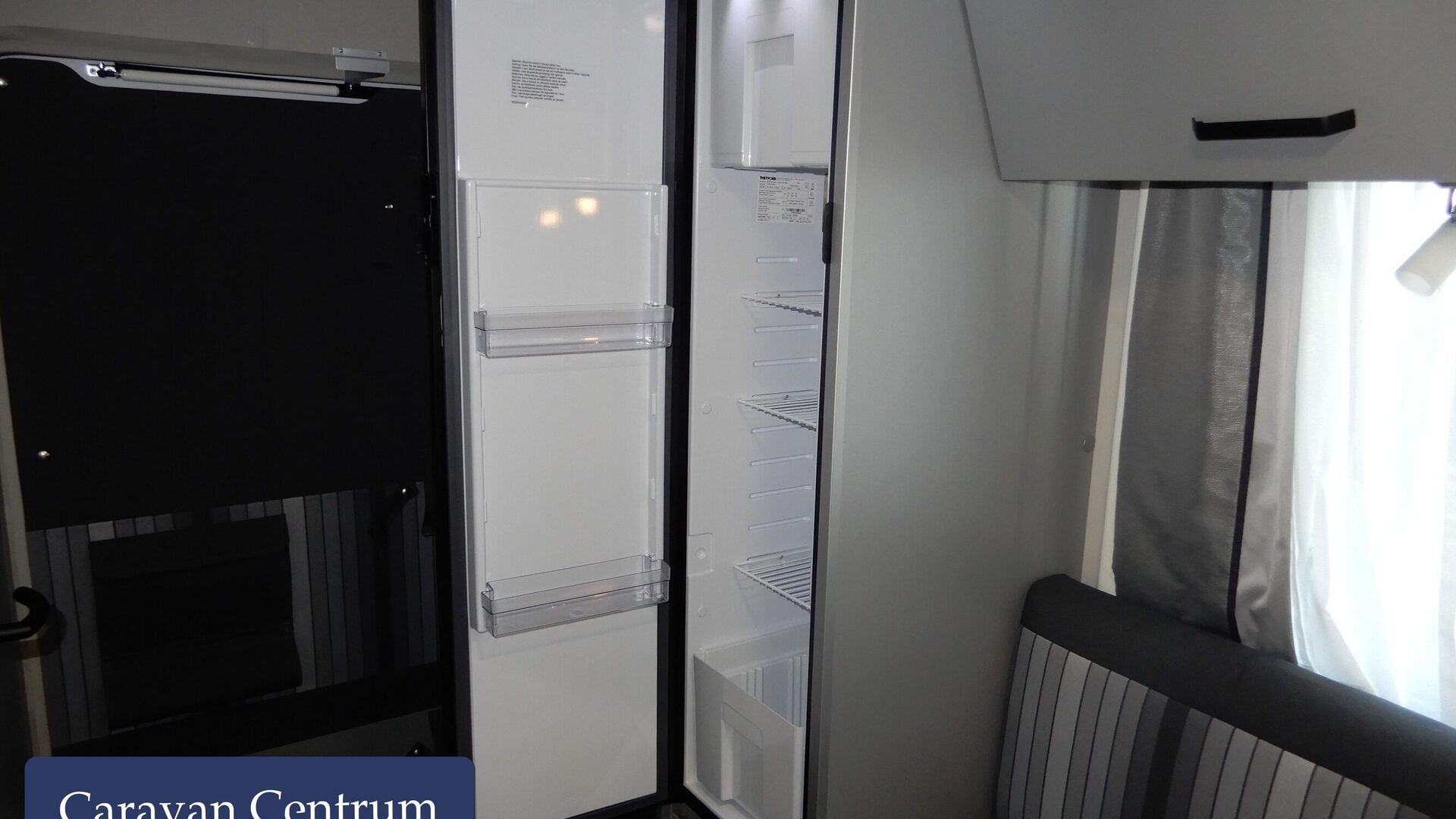 2316f6b329ba18b012e93629e600af5f8b67b34da19af845c3e223e124320c11