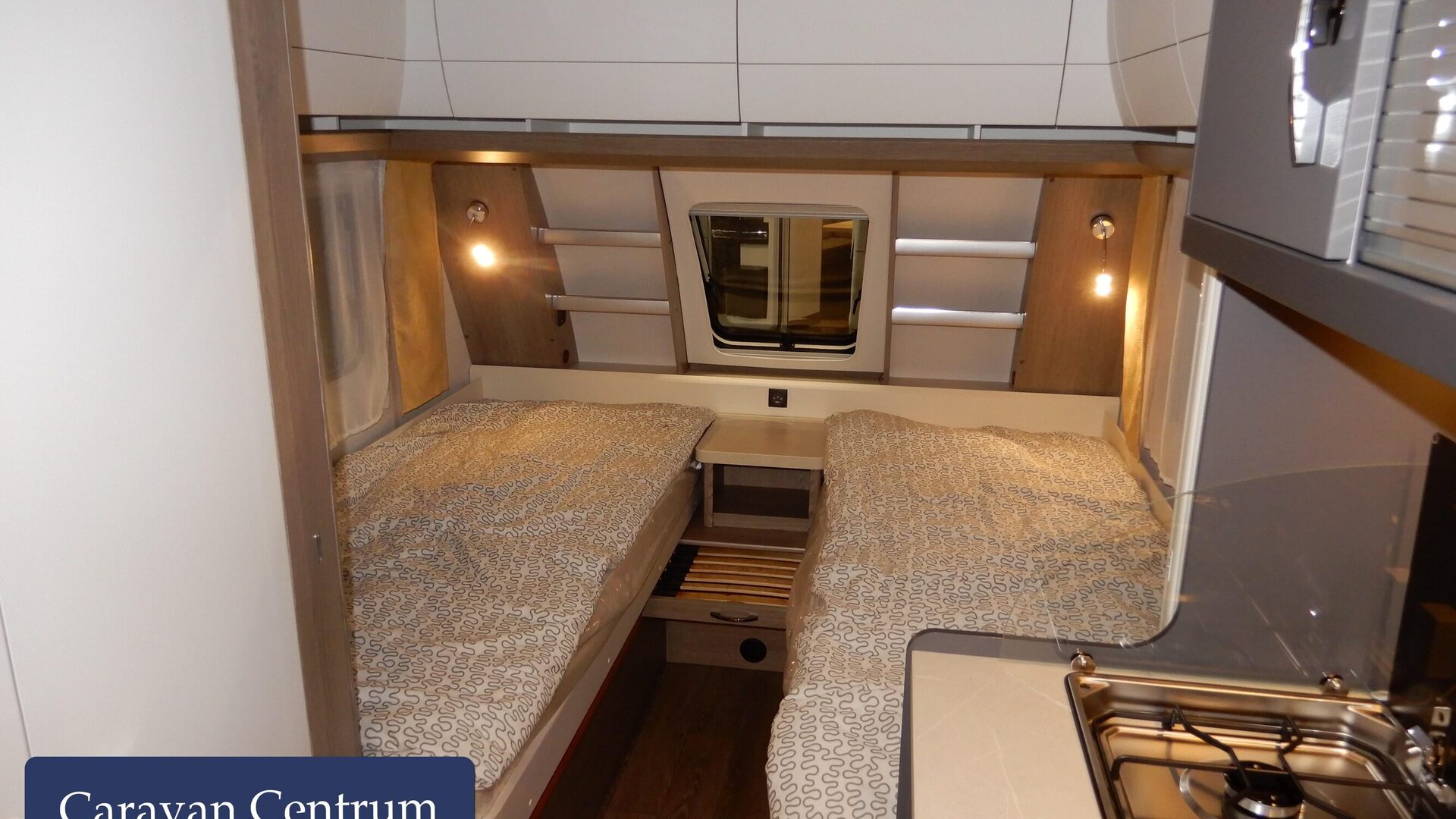 db545ecc769f2f3f3394988a88c56e2c48ddacdfc1c90870ddb7096f3042823e