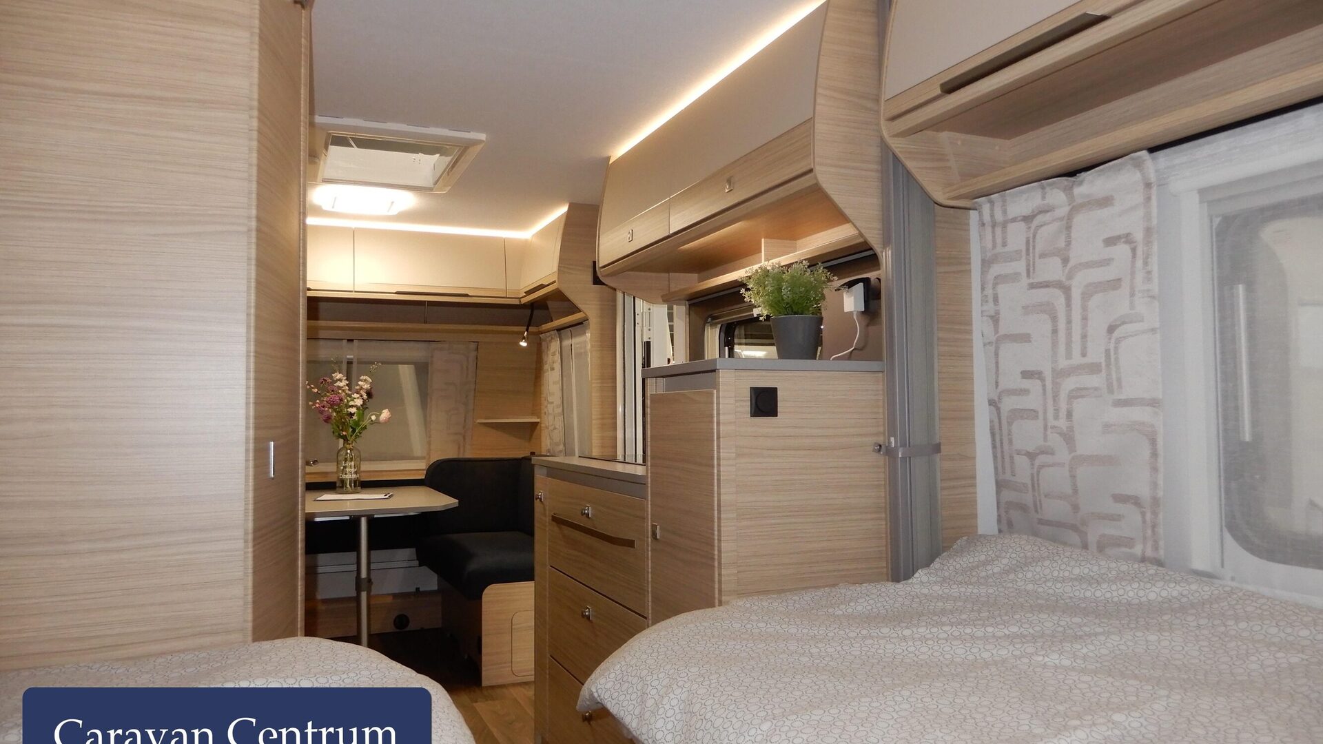 ce931b3dfc1cff3d445c1e4640319e8b649e1215466a254294b8ea28fb3d15e3