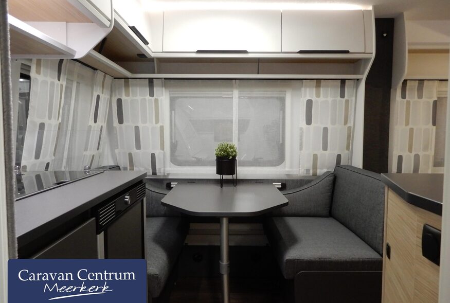 8f48cfbd4c0899b7d2f4751fbbbb0f377abbcff10b70852c266a26db171ca53d