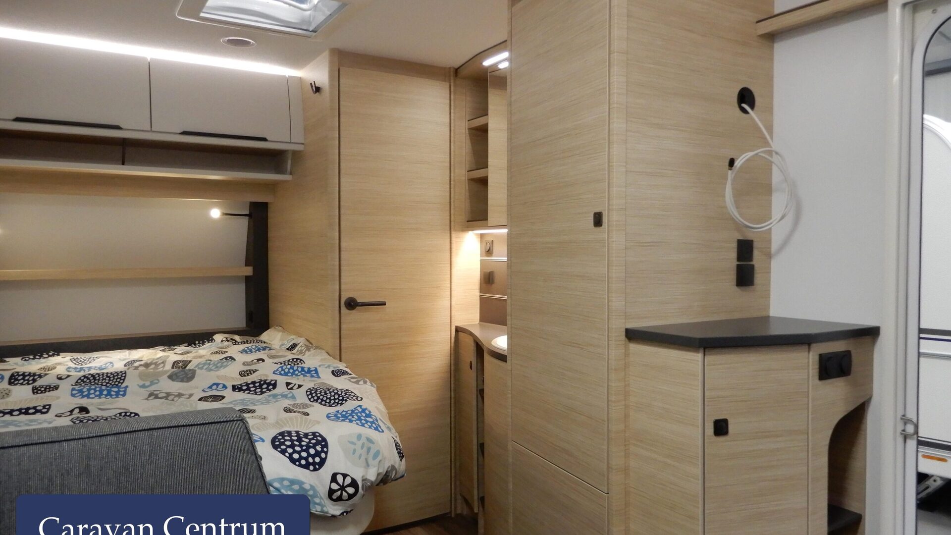 785fa8f2dfb03a4995723c3c193271e880236411c4468997b2be6637b810cbad