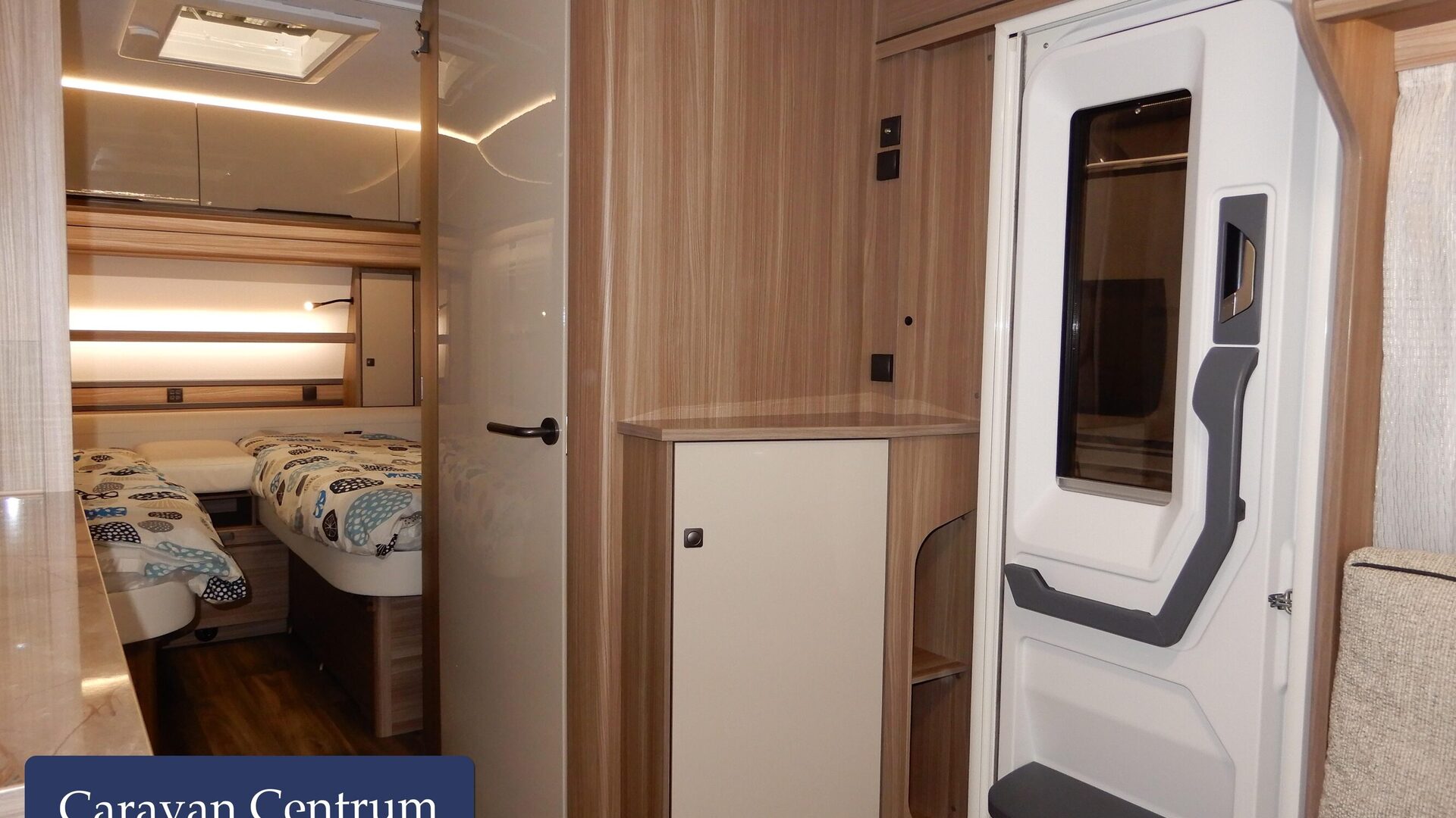 a86793d5b89a0954cf216c9a7aecc636f1f226376e44a842d98cb275db953319