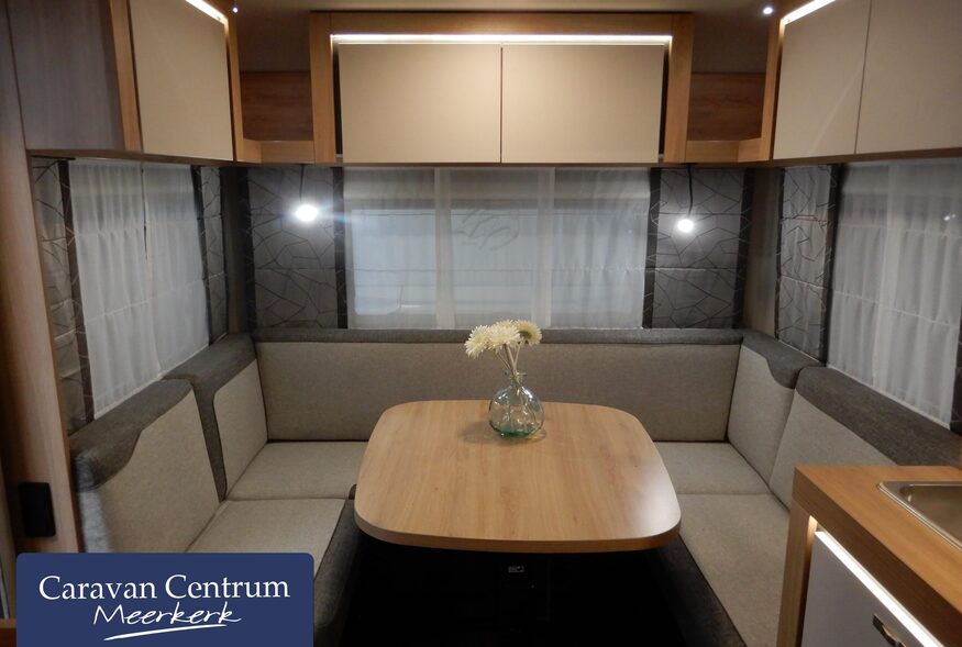 ceae18b57bd1ca4662e453f671a1fd12a7fa9863a9060eb3562055b30c0bdb80