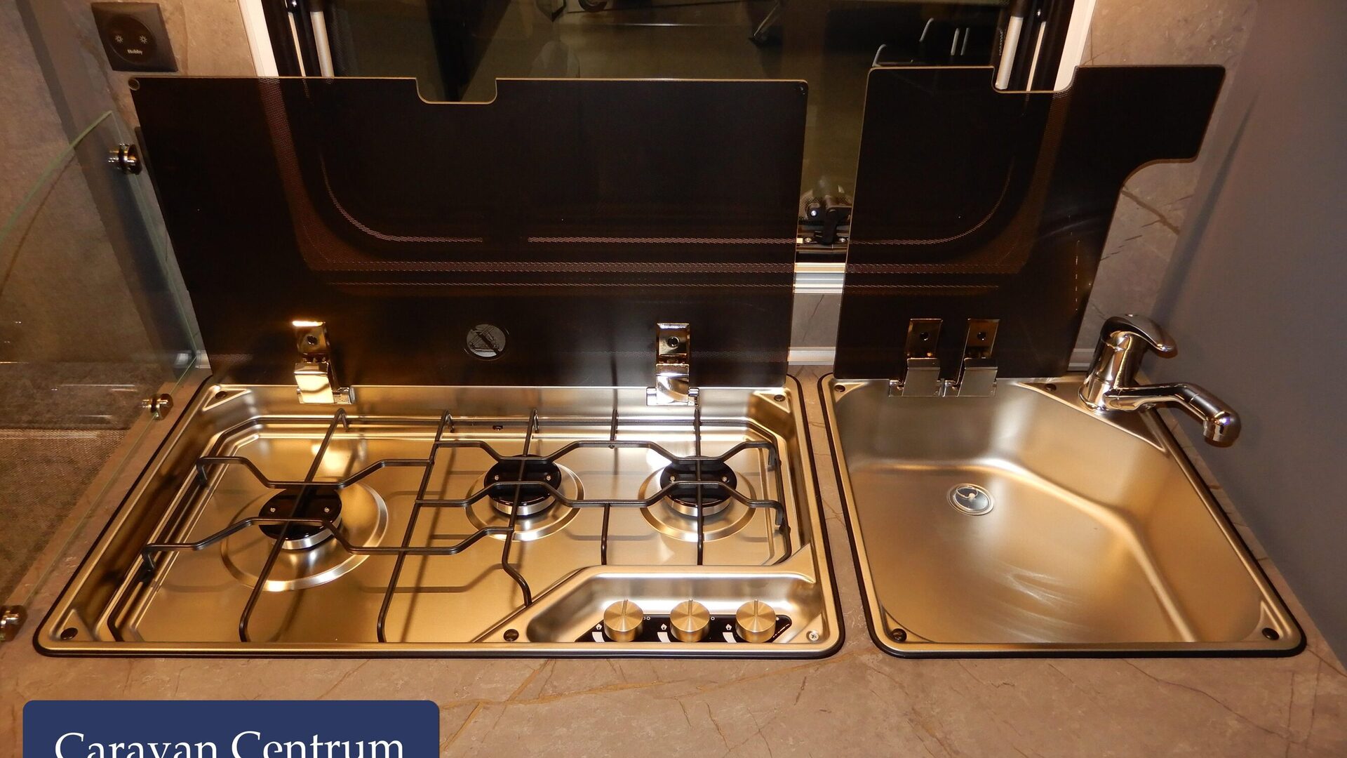 383d0a0698df6453171d4ac2c92d6874b1ab0f7bcf150cfdb6a831950ddcf2fc