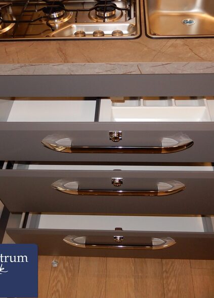 ccc9aef5eedca286bfbf1b460c707e249c37167bd41c698f7ab6cc08e6a3a67e