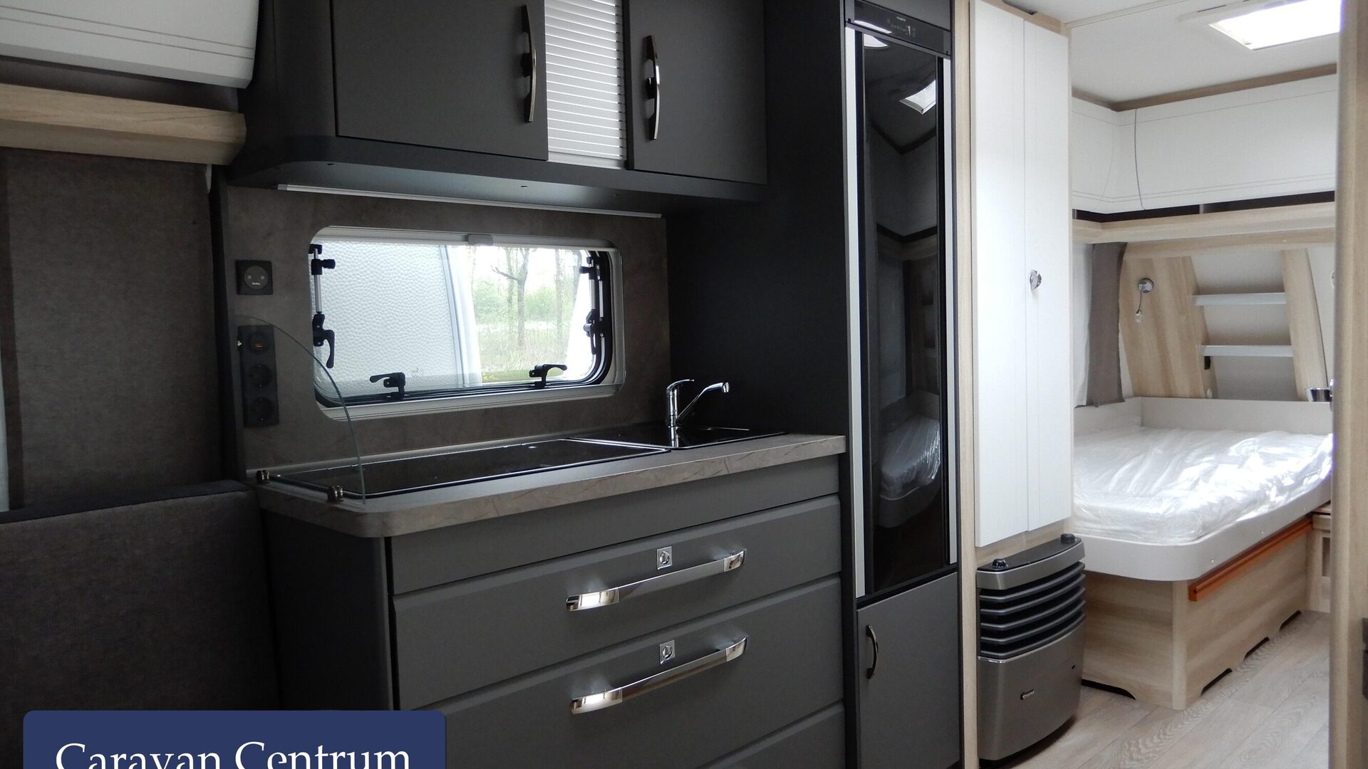 902203836ca048175d34ab1ce6ffd6d8a34d6d5dd3e378b7f40a8dfac9bc4c54