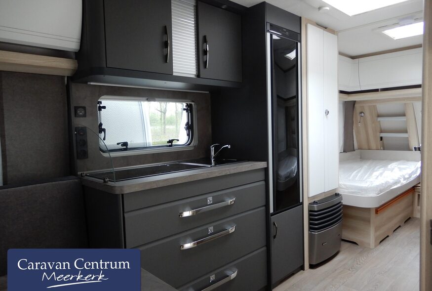 902203836ca048175d34ab1ce6ffd6d8a34d6d5dd3e378b7f40a8dfac9bc4c54