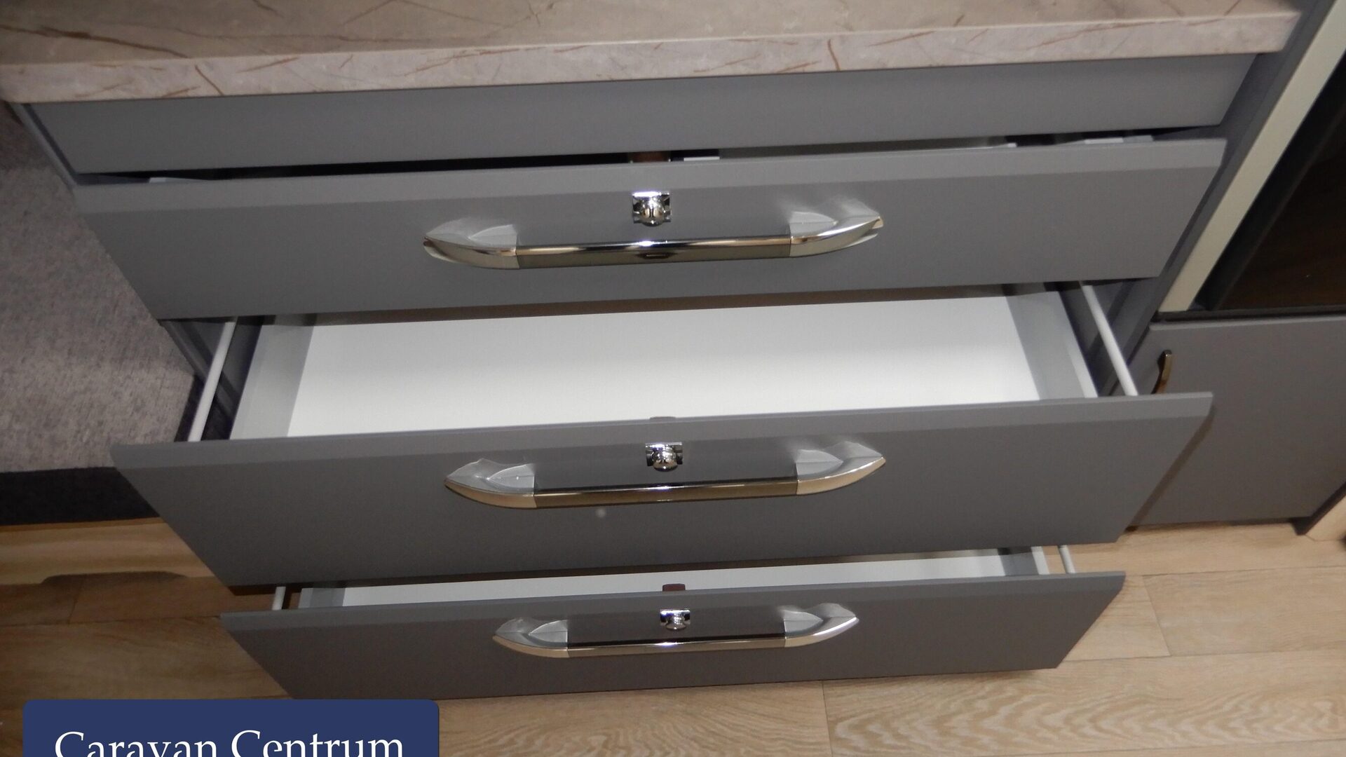 76ef4005a860ea9cab75d22a0d4f2e337caa69bf9ea2b6d3c9f016888b4731c9